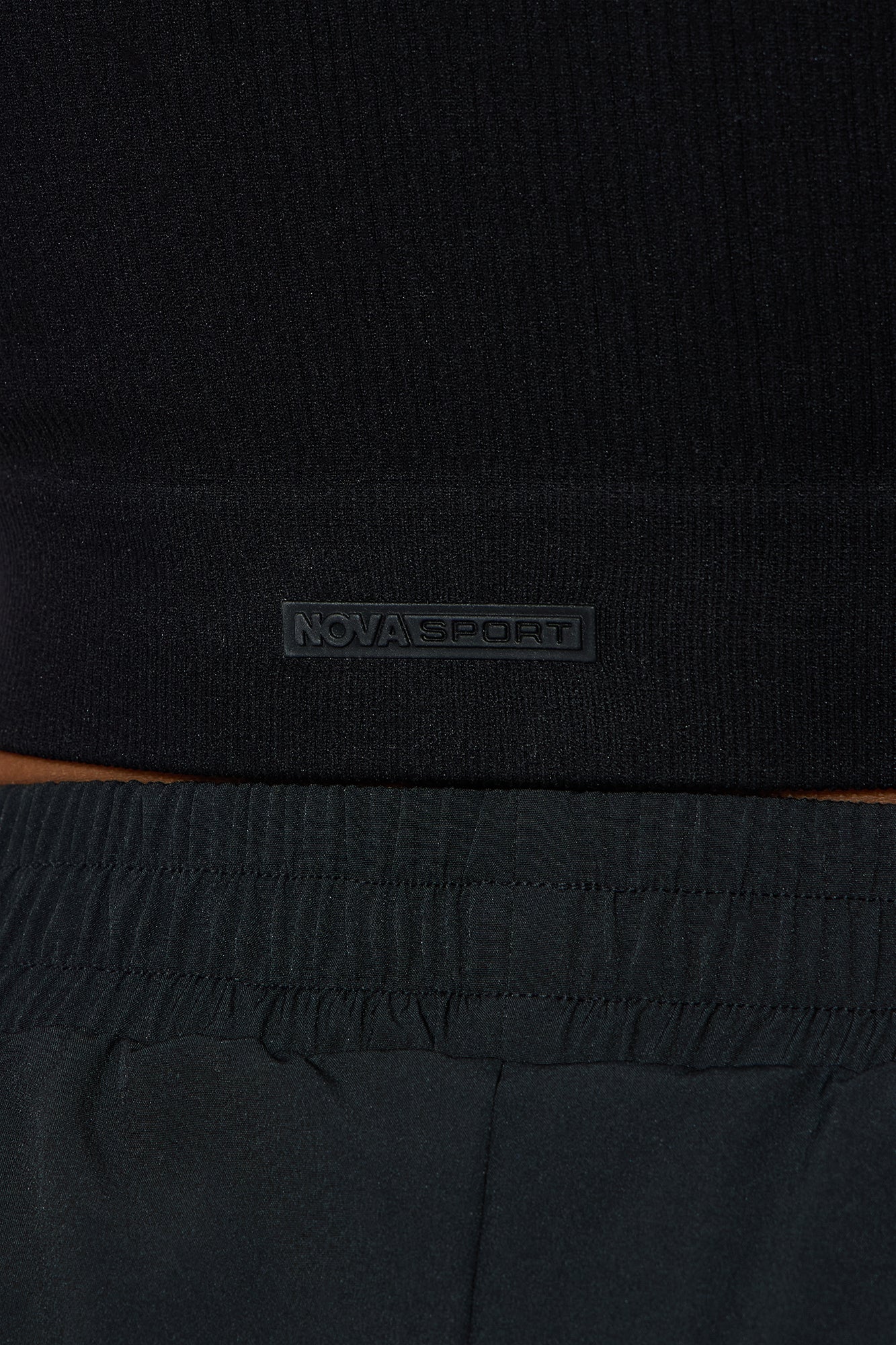 Clubhouse Charm Effortless Seamless Active Top - Black