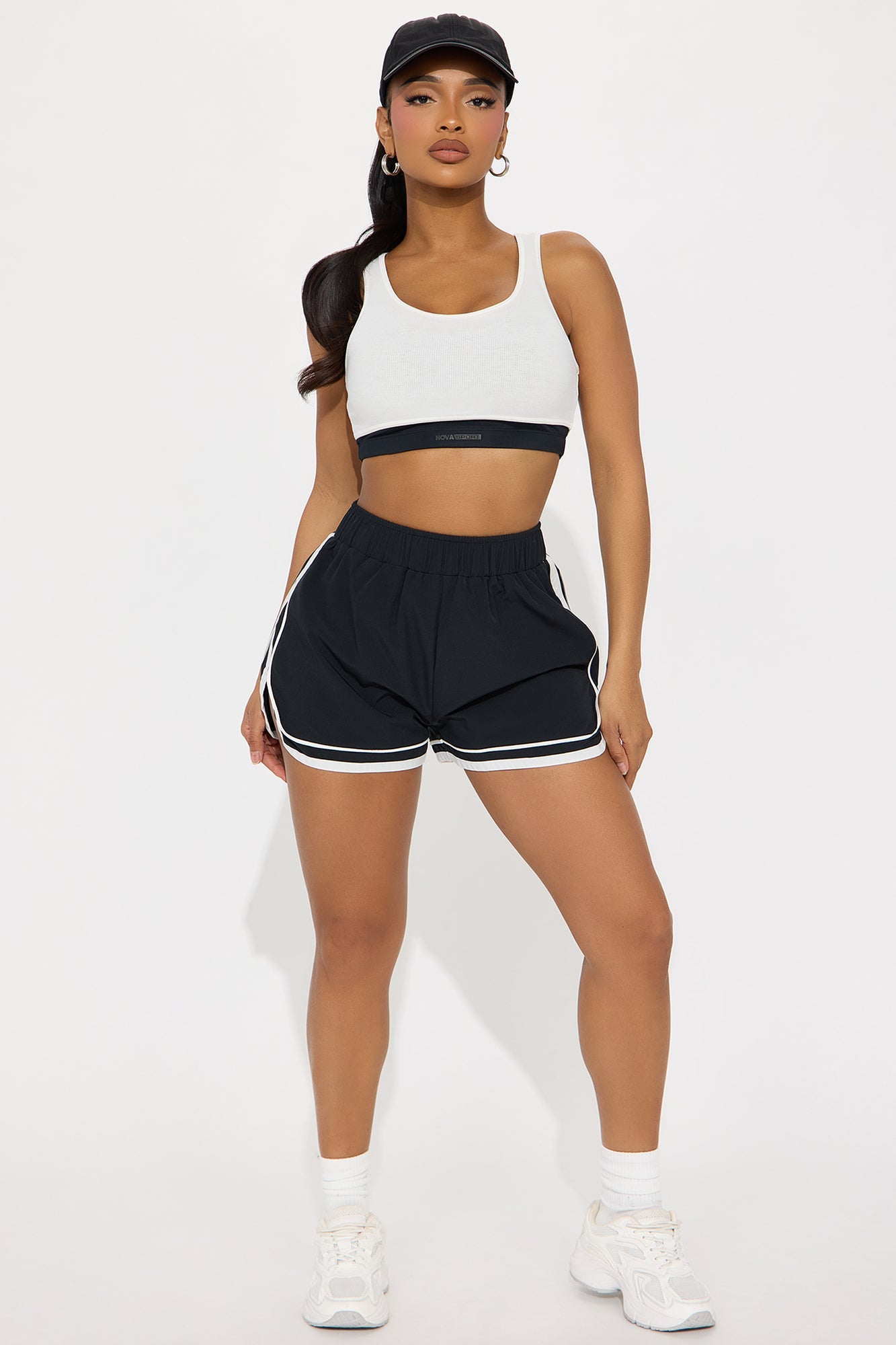 Cross Court Elevate Double Layered Sports Bra - White/Black