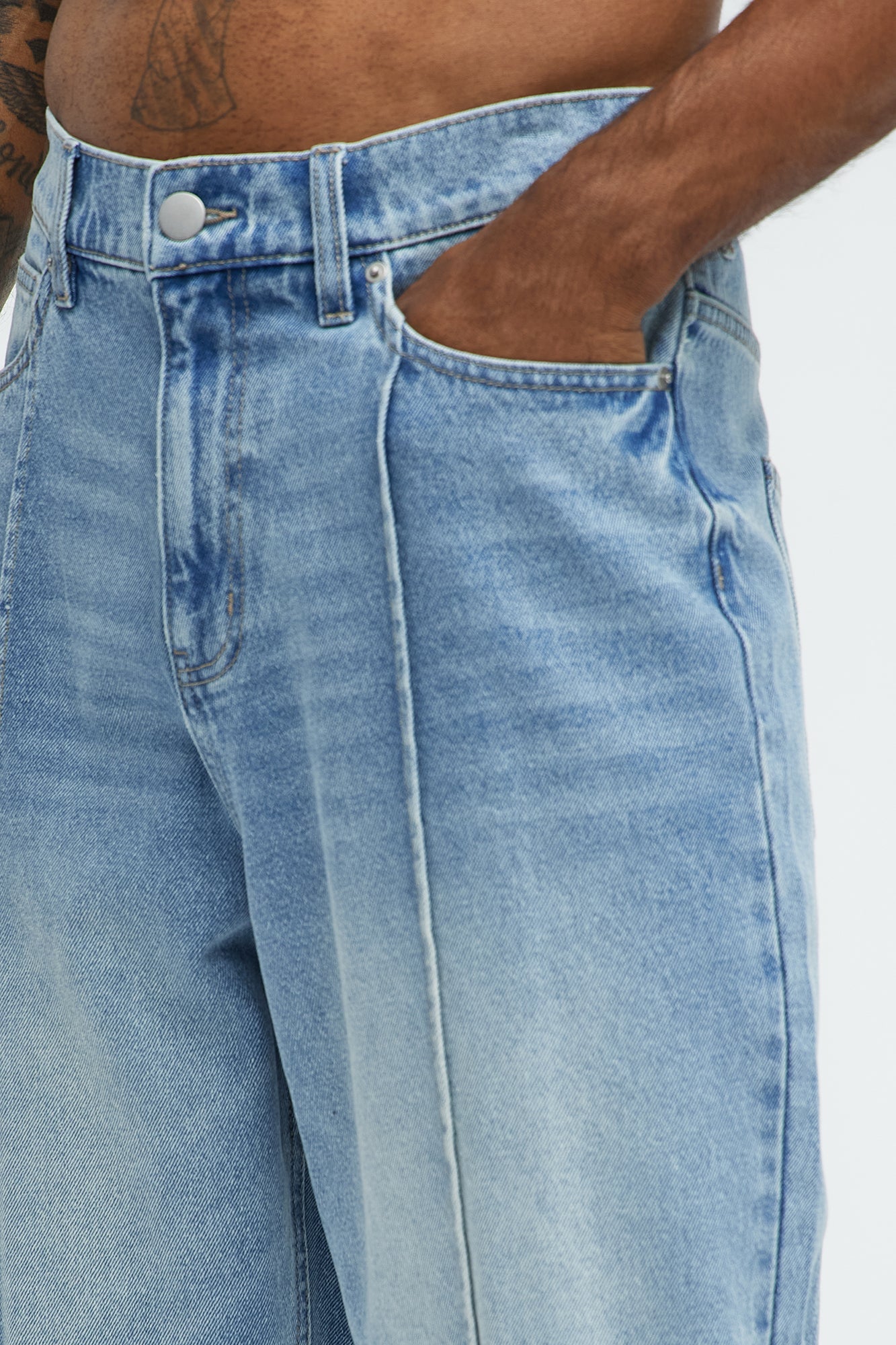 Patras Pleat Baggy Jeans - Light Wash