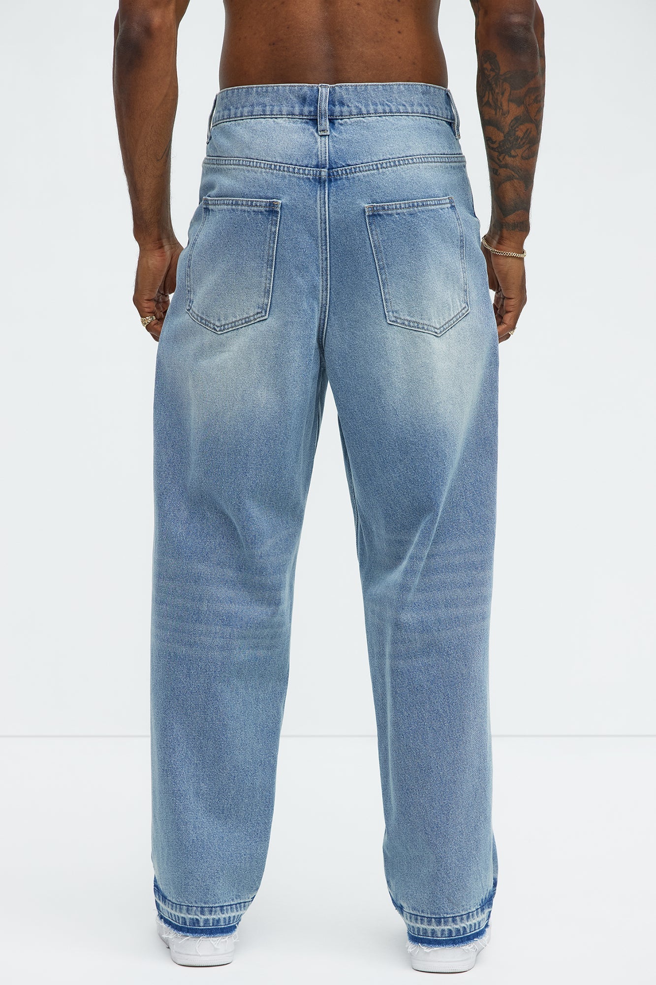 Patras Pleat Baggy Jeans - Light Wash