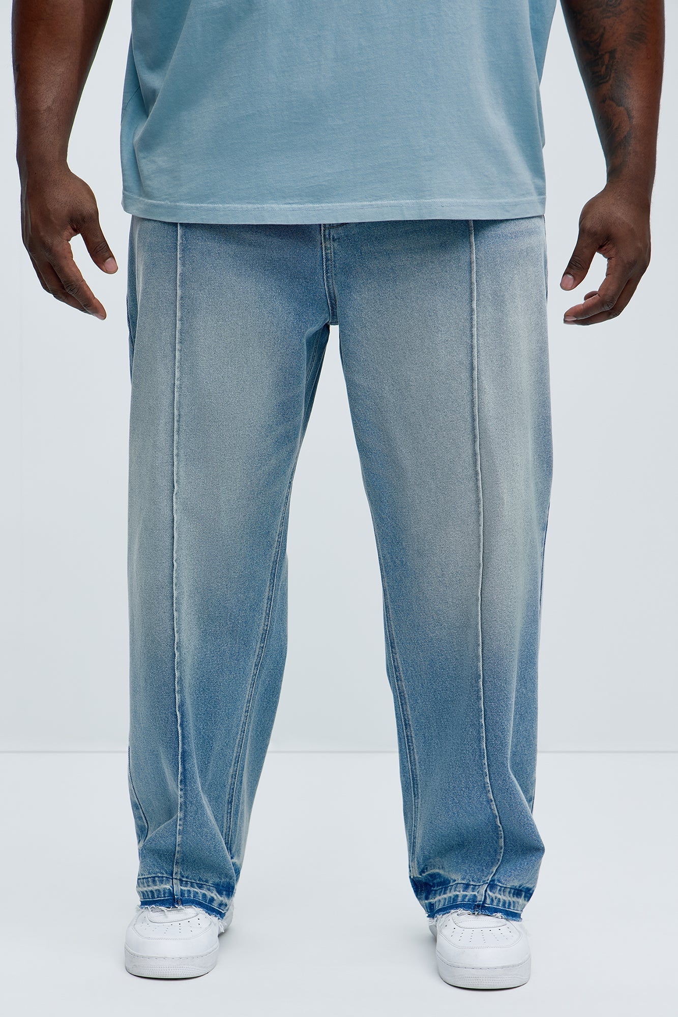 Patras Pleat Baggy Jeans - Light Wash