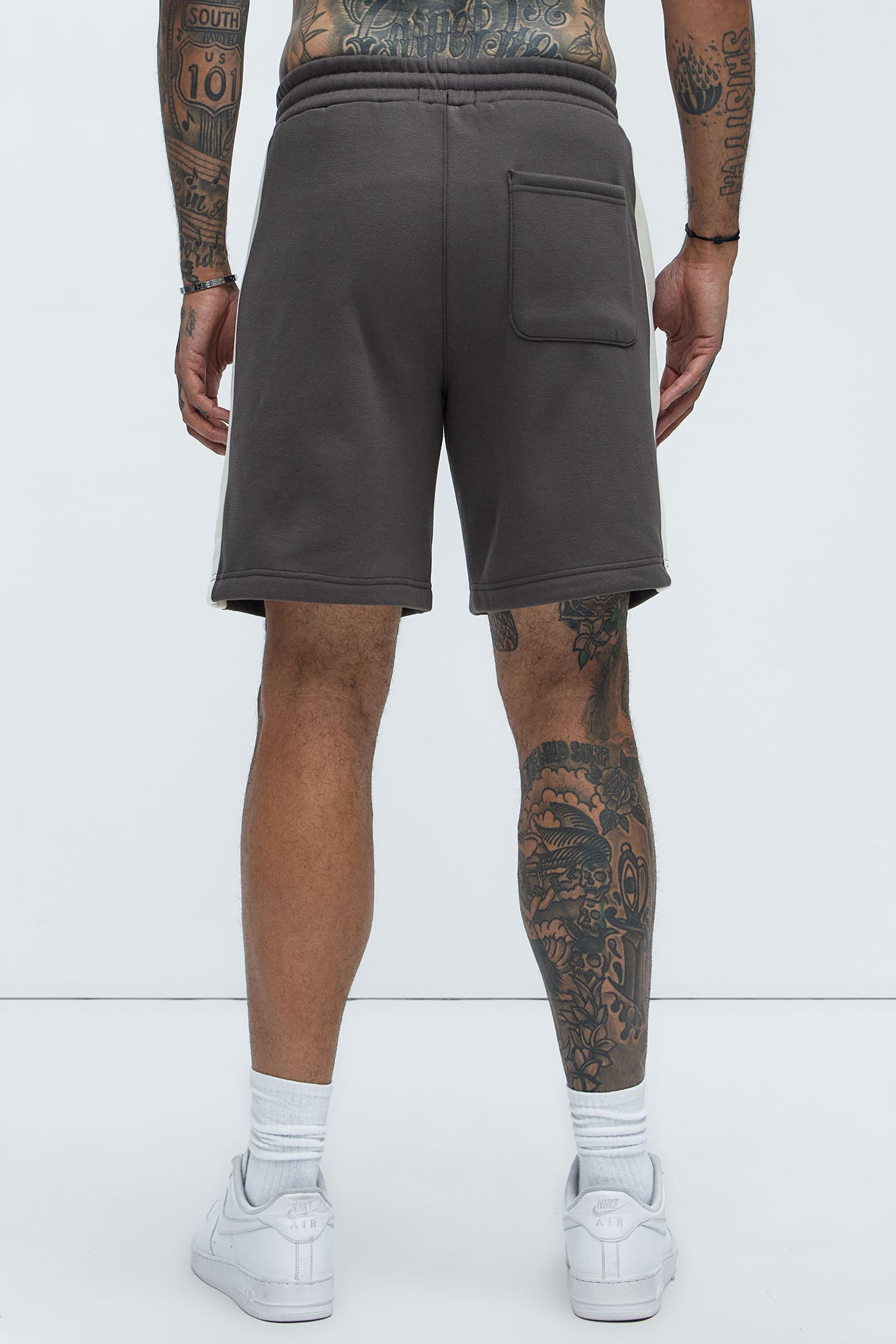 Tyson Oversized Heavyweight Striped Shorts - Olive