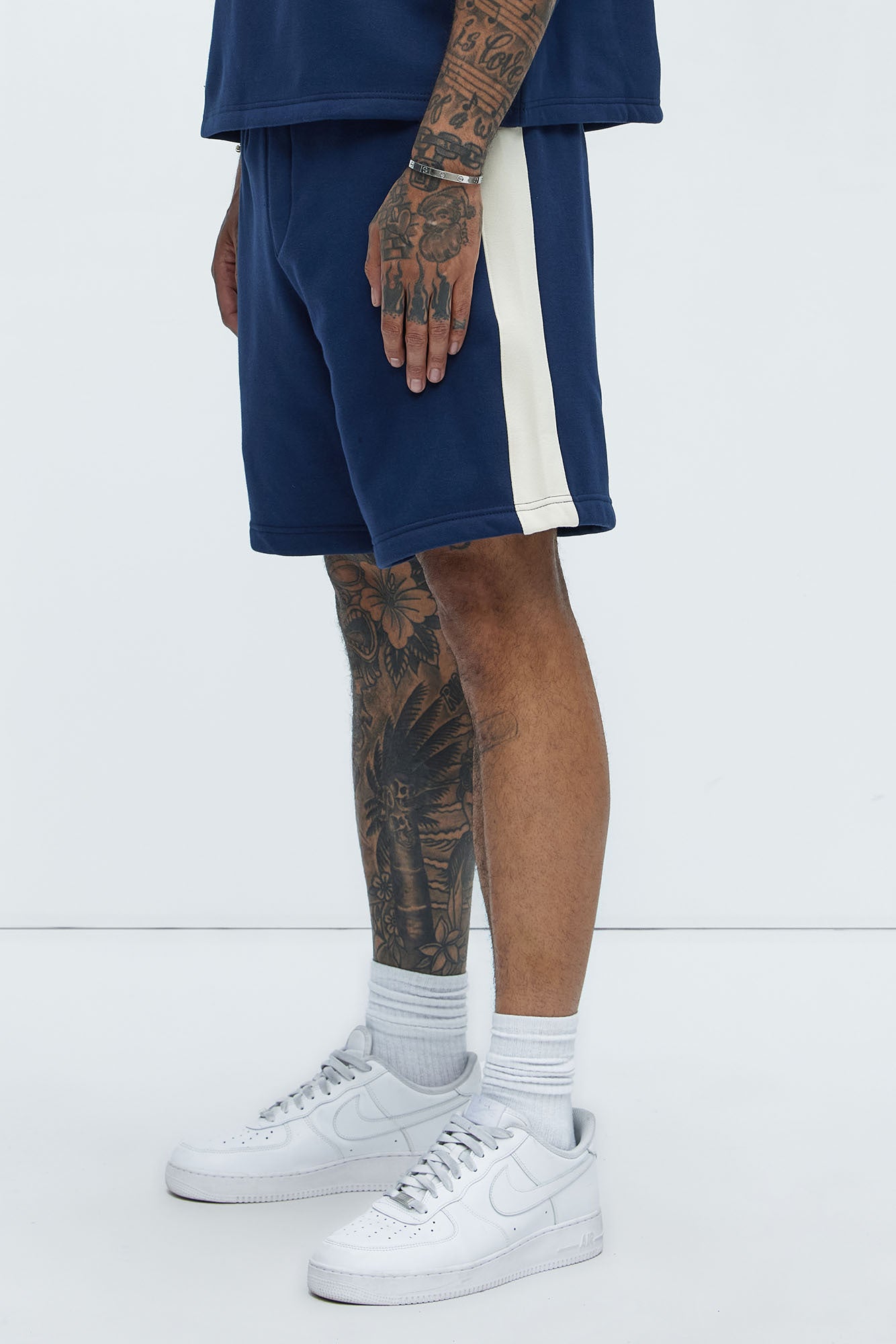 Tyson Oversized Heavyweight Striped Shorts - Navy