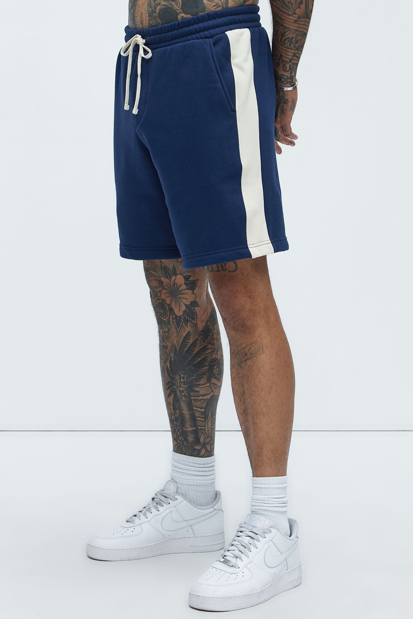 Tyson Oversized Heavyweight Striped Shorts - Navy