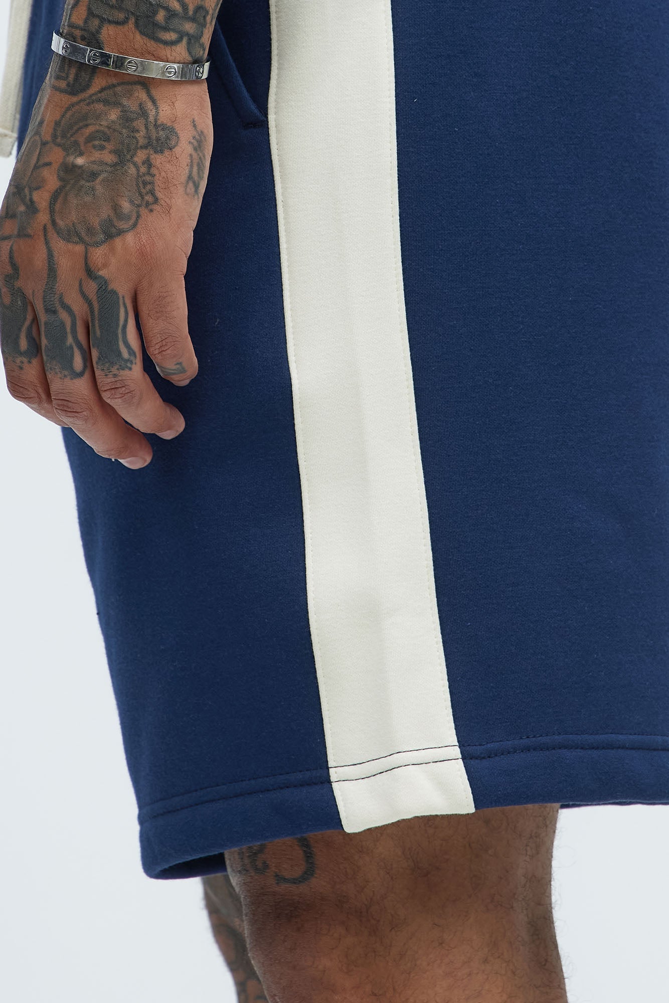 Tyson Oversized Heavyweight Striped Shorts - Navy