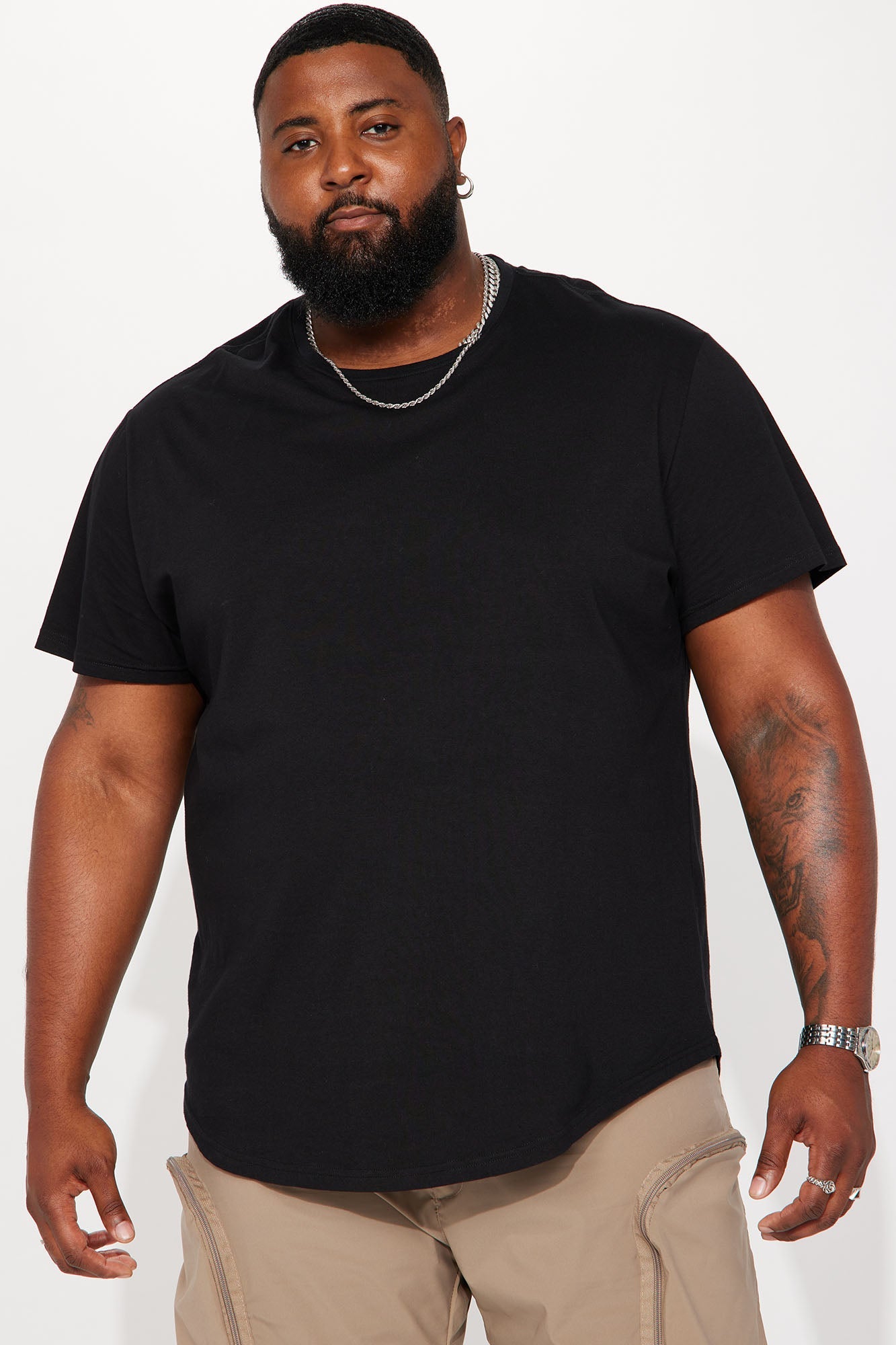 Essential Short Sleeve Scallop Crew Tee - Black