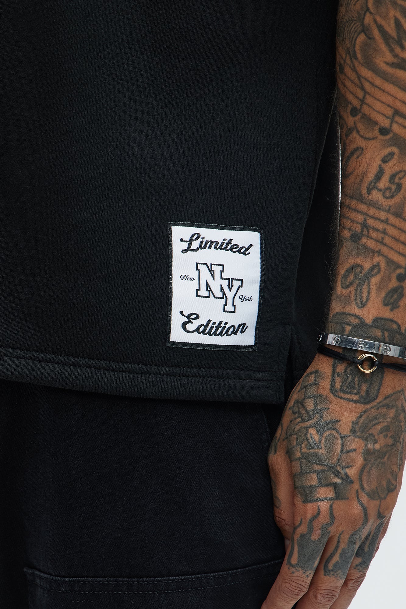 Classic New York Short Sleeve Henley - Black