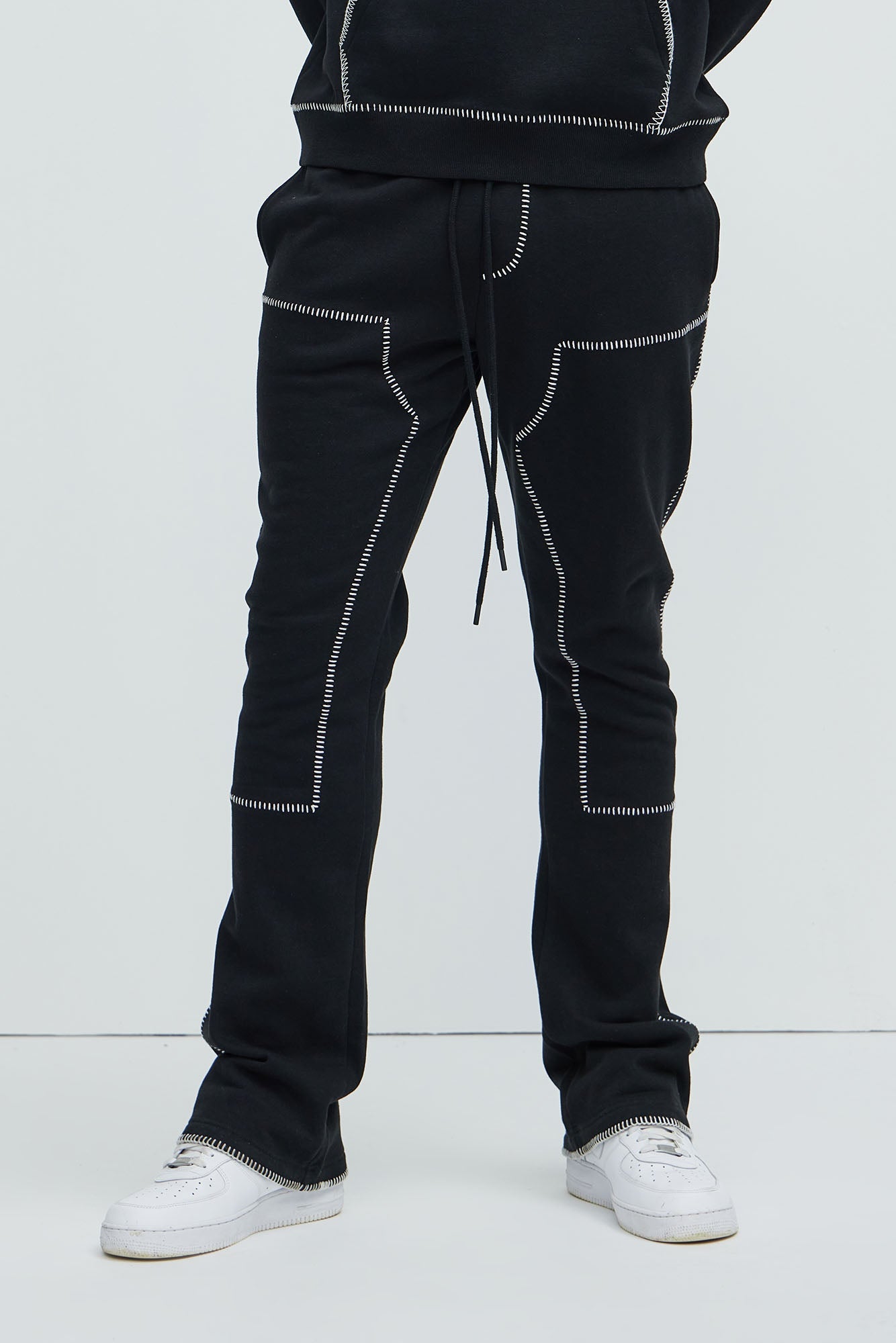 Tyson Stitch Skinny Flared Sweatpants - Black