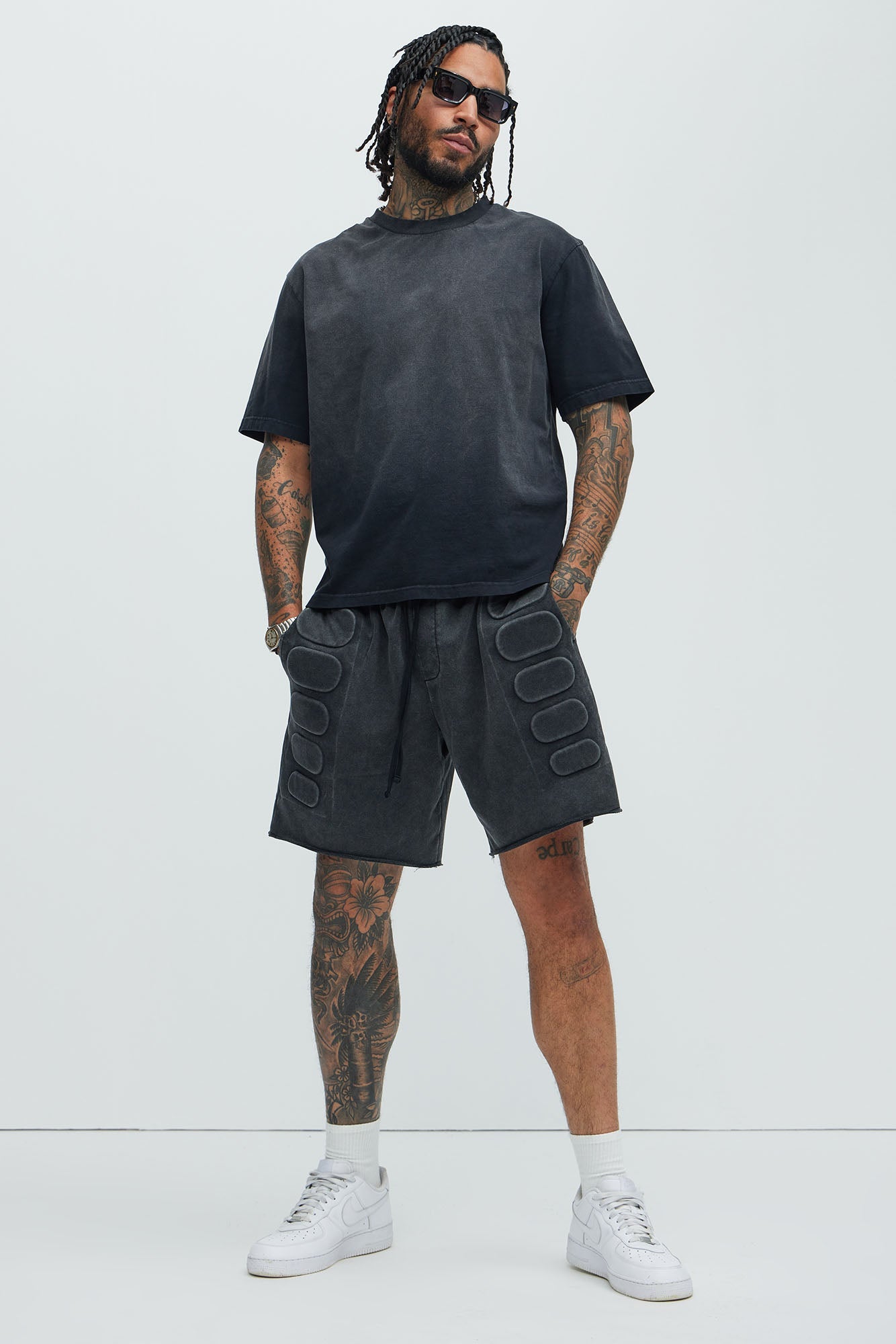 Dion Relaxed Tee - Black Wash