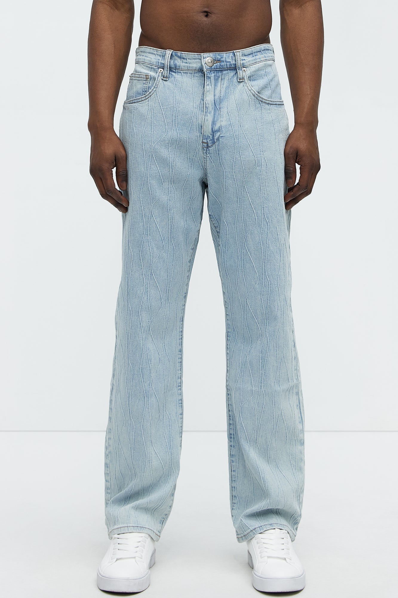 Wavy Jacquard Straight Jeans - Light Blue Wash