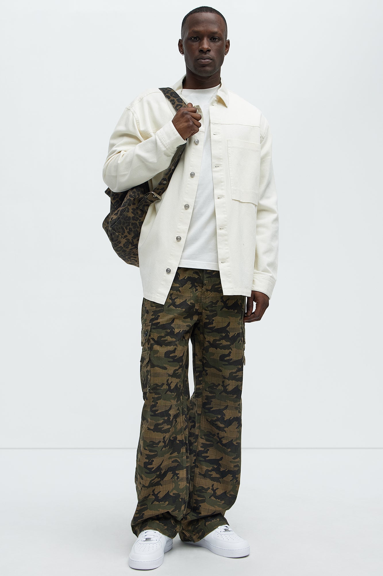 Not On Sight Cargo Baggy Pants - Camouflage