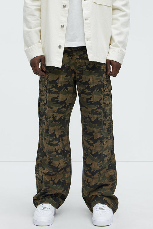 Not On Sight Cargo Baggy Pants - Camouflage