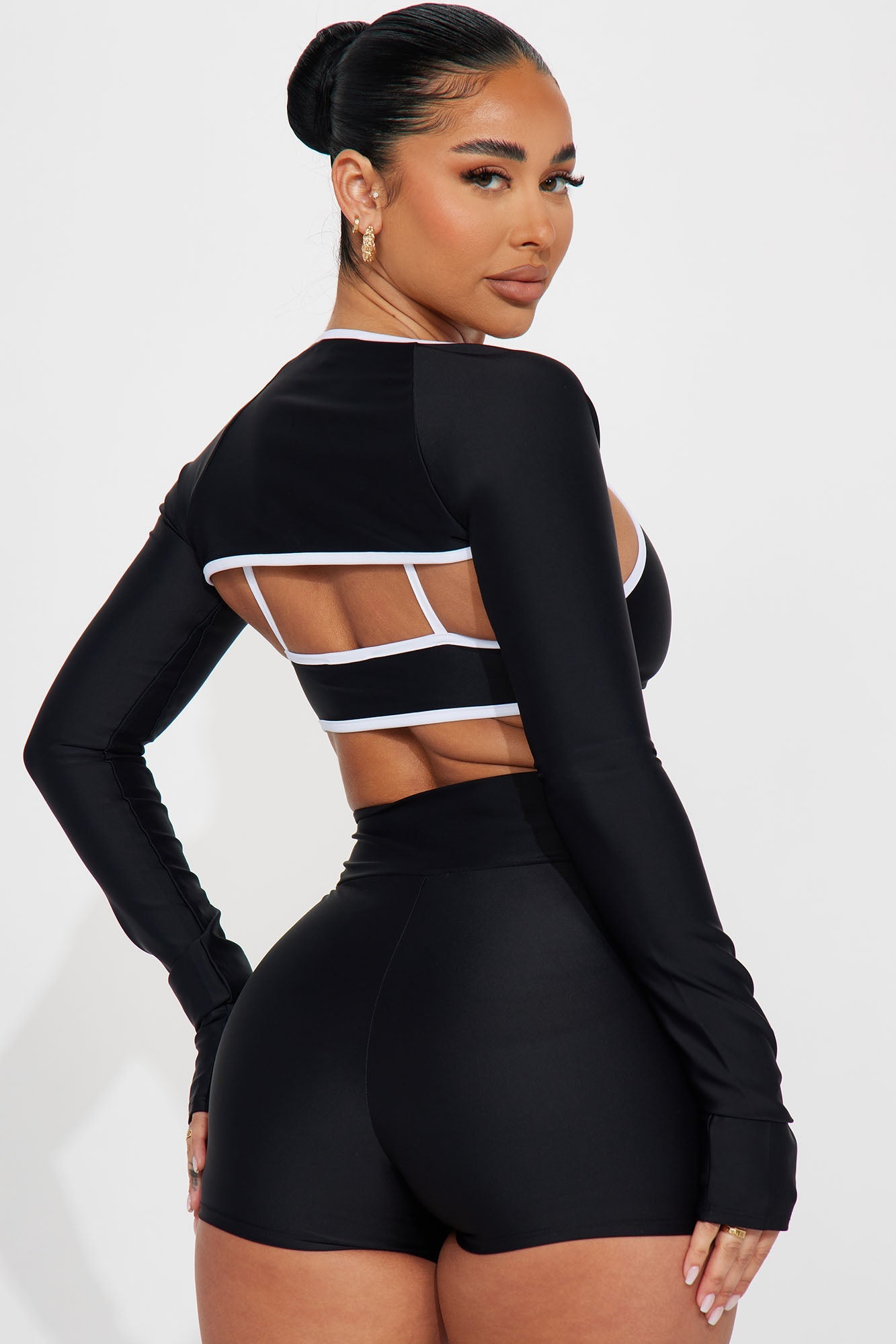 Fitness Babe 3 Piece Bolero Short Set - Black