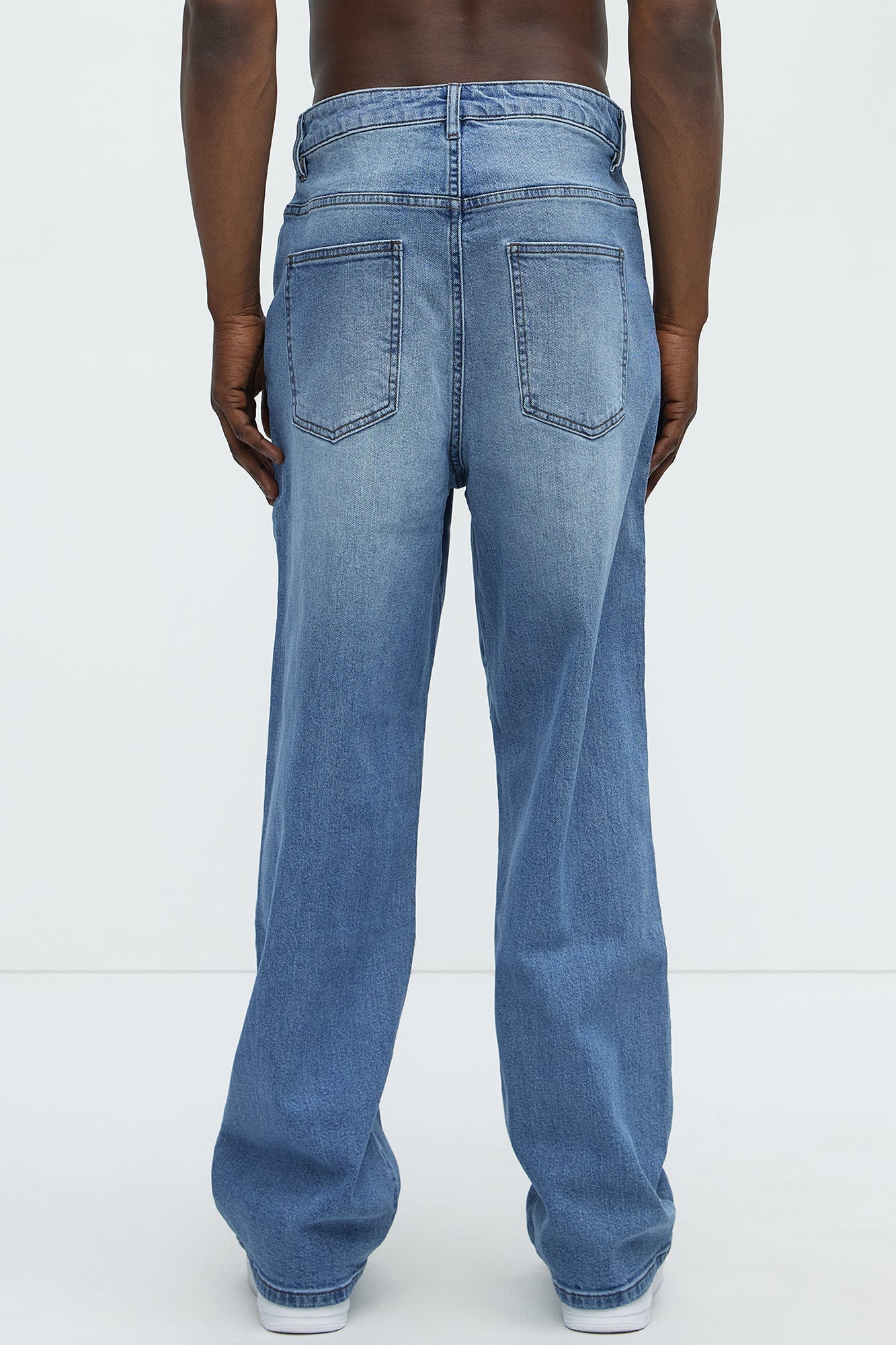 Kylan Classic Baggy Jeans - Medium Blue Wash