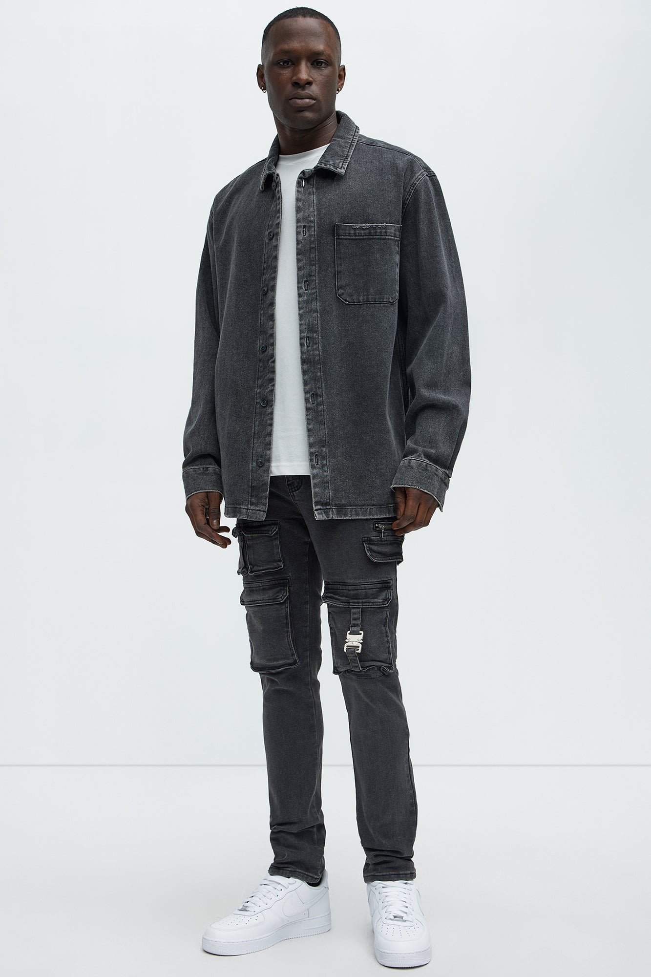 Cargo Pocket Slim Taper Jeans - Black