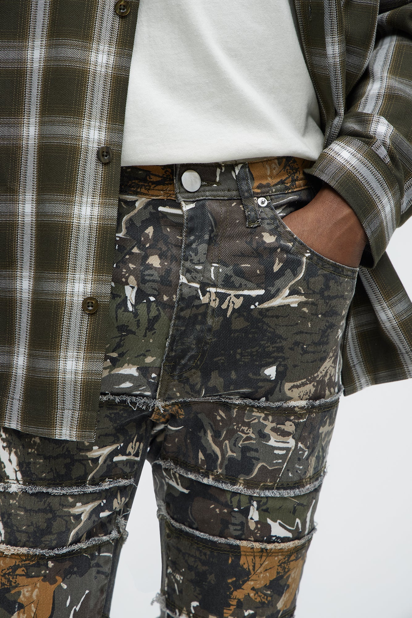 All Around Fray Stacked Skinny Flare Pants - Brown/combo