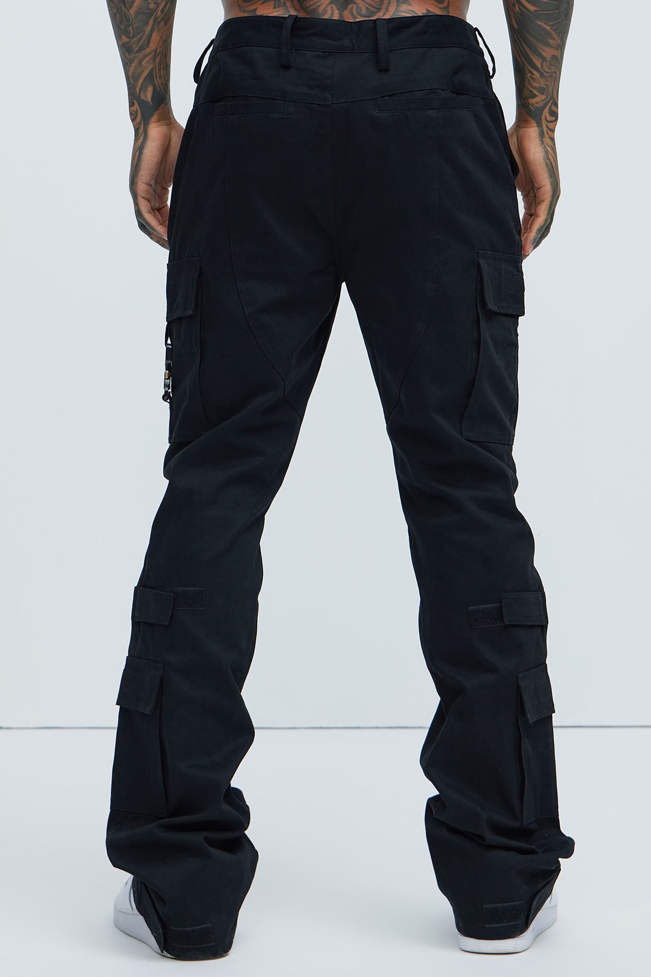 Nikko Slim Flare Pants - Black