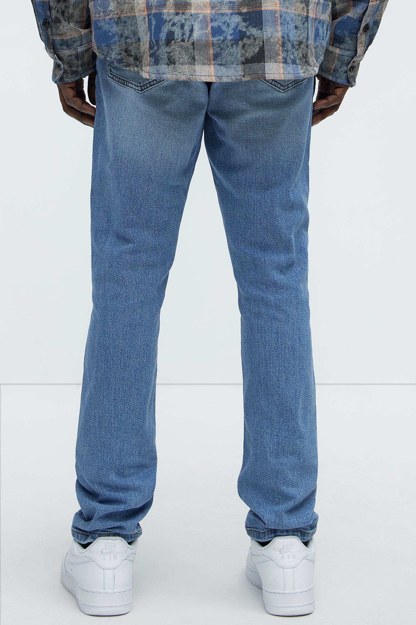 Cornell Distressed Slim Jeans - Light Wash