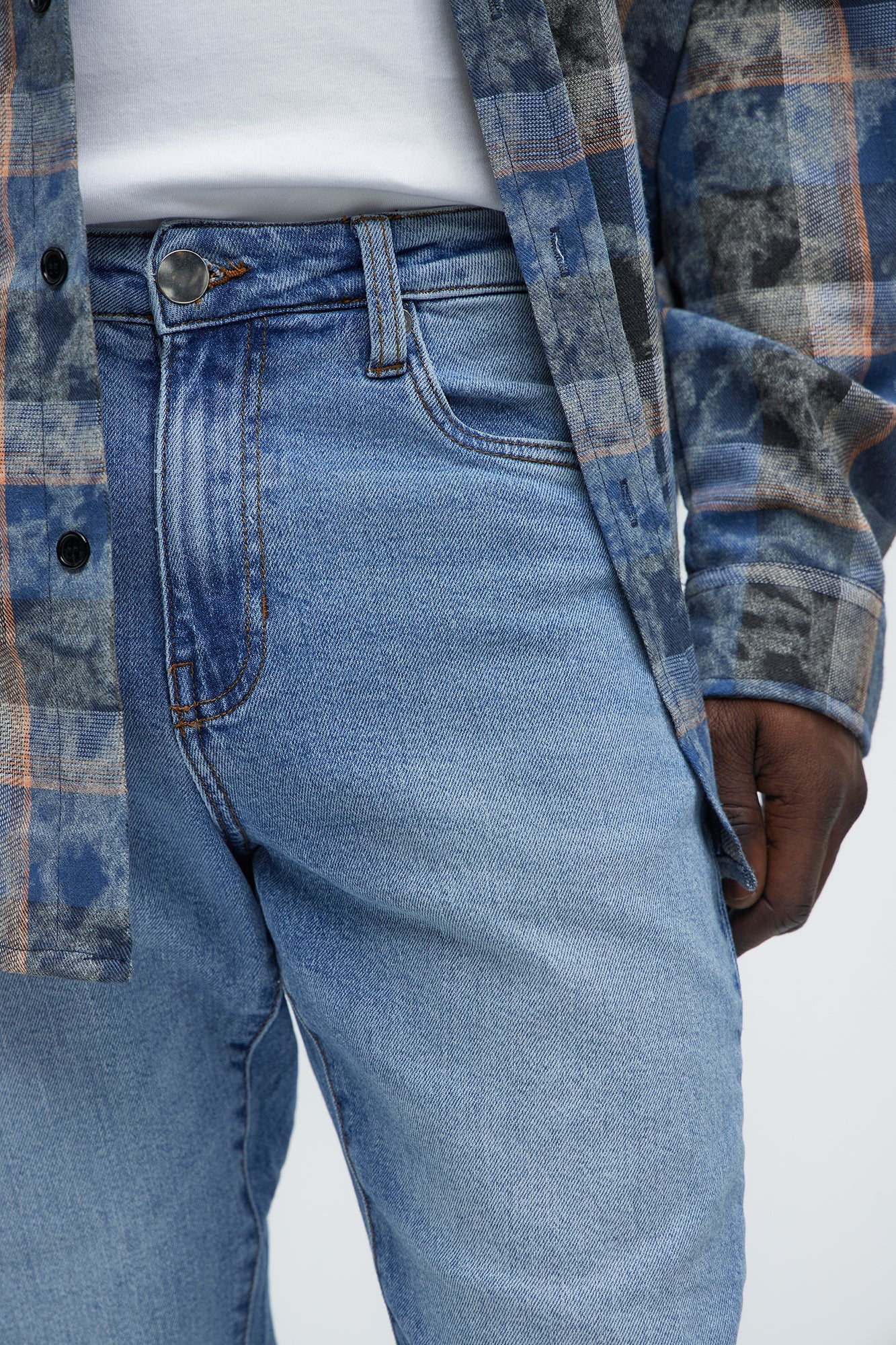 Cornell Distressed Slim Jeans - Light Wash