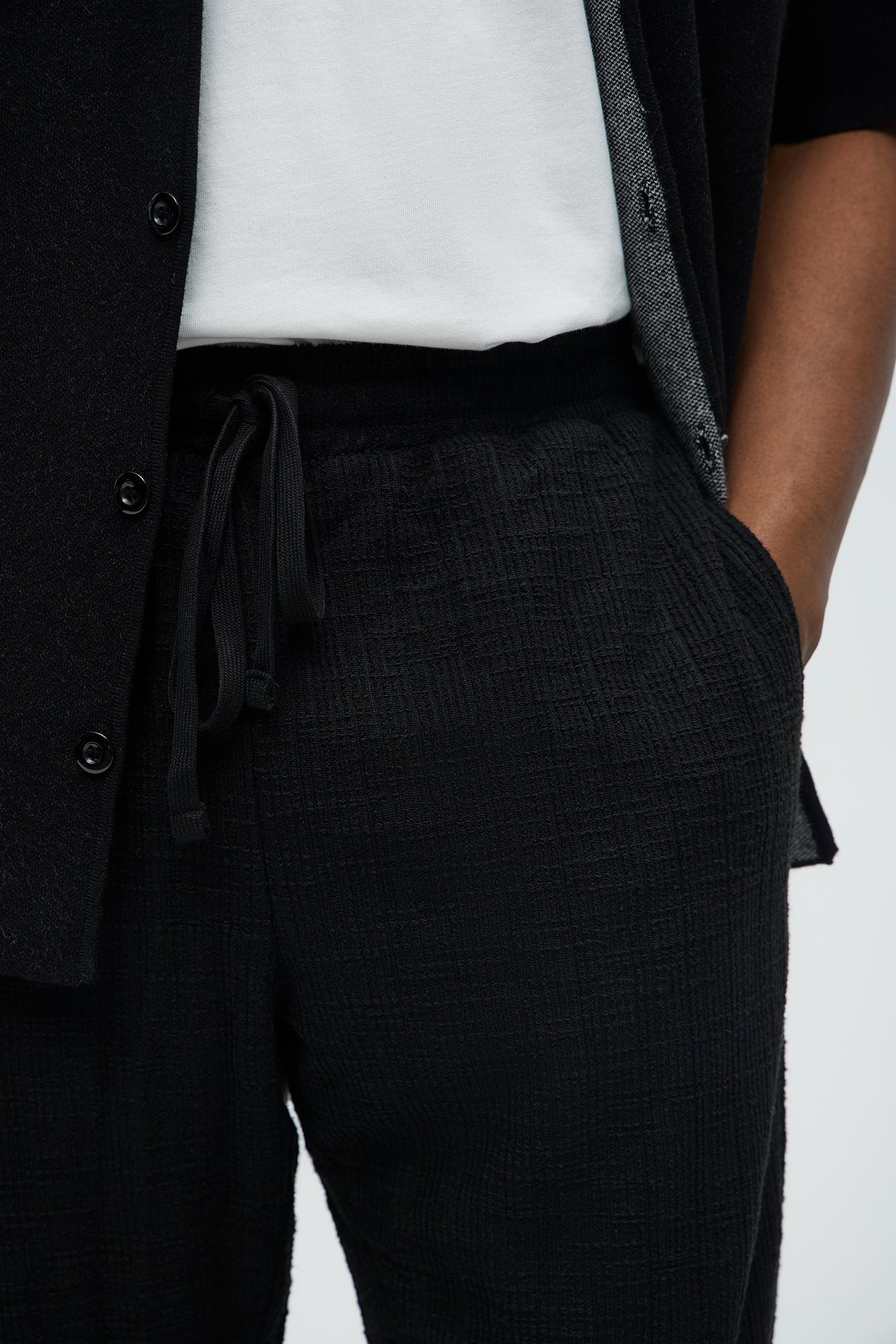 Dean Textured Slim Pants - Black