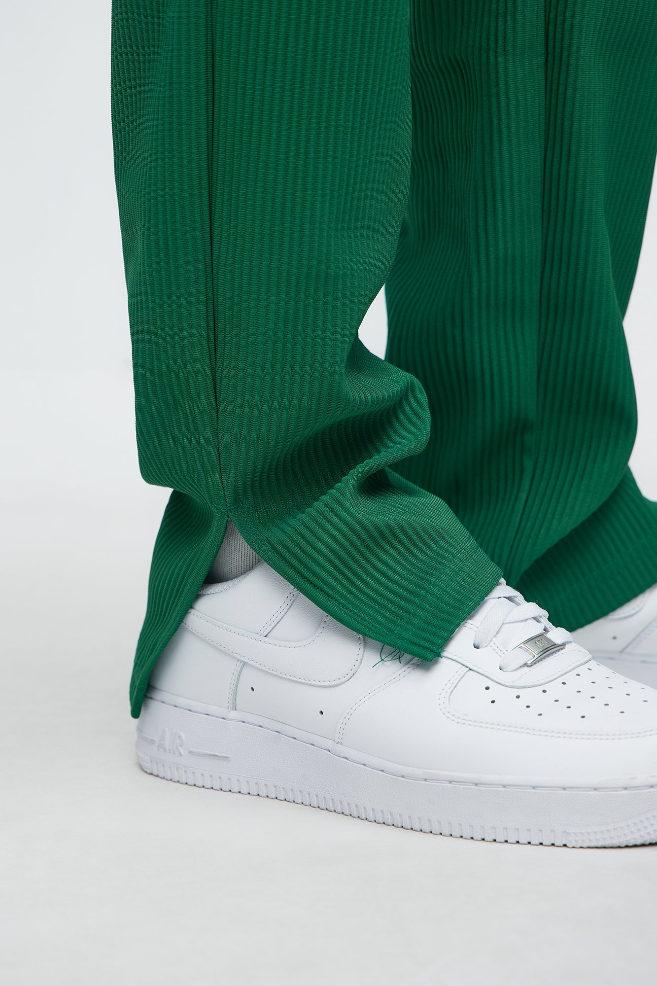 Show Up Slim Slit Pants - Green