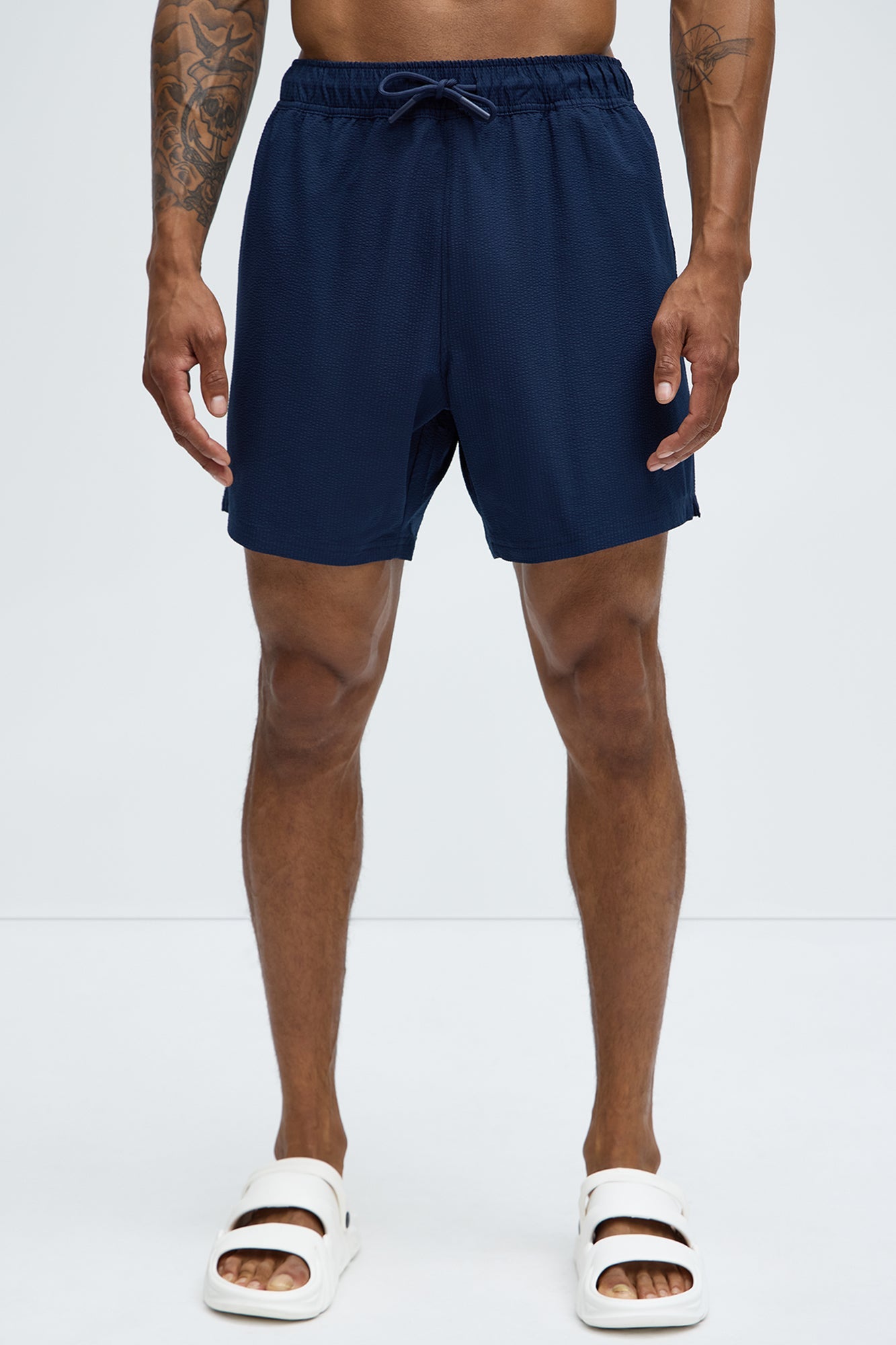 Seersucker Swim Mid Trunk - Navy