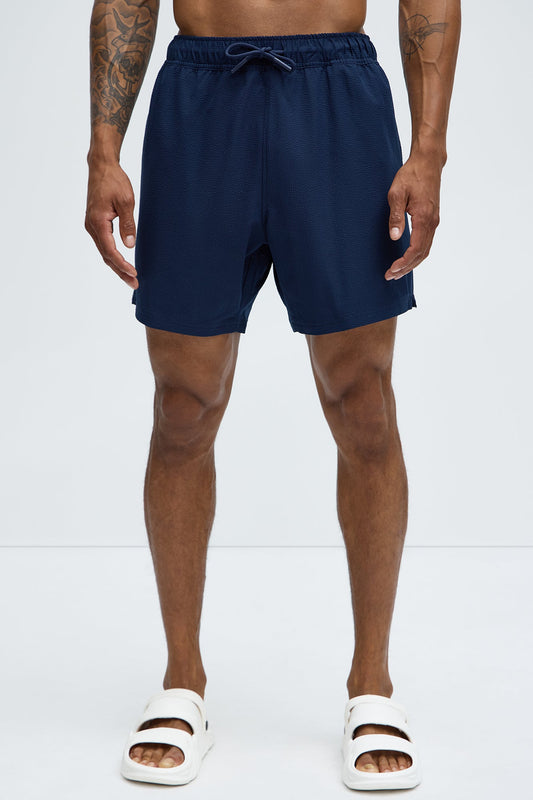 Seersucker Swim Mid Trunk - Navy