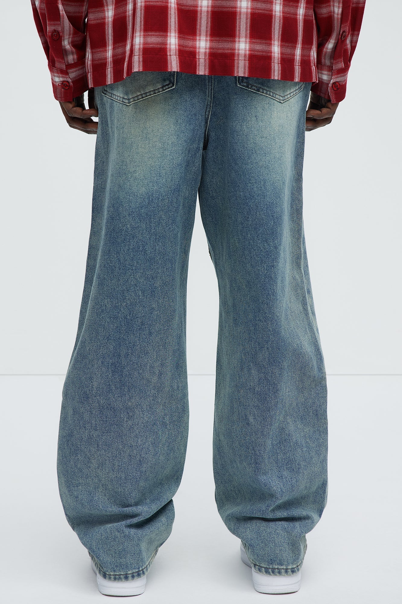 Be Chillin Baggy Jeans - Light Blue Wash