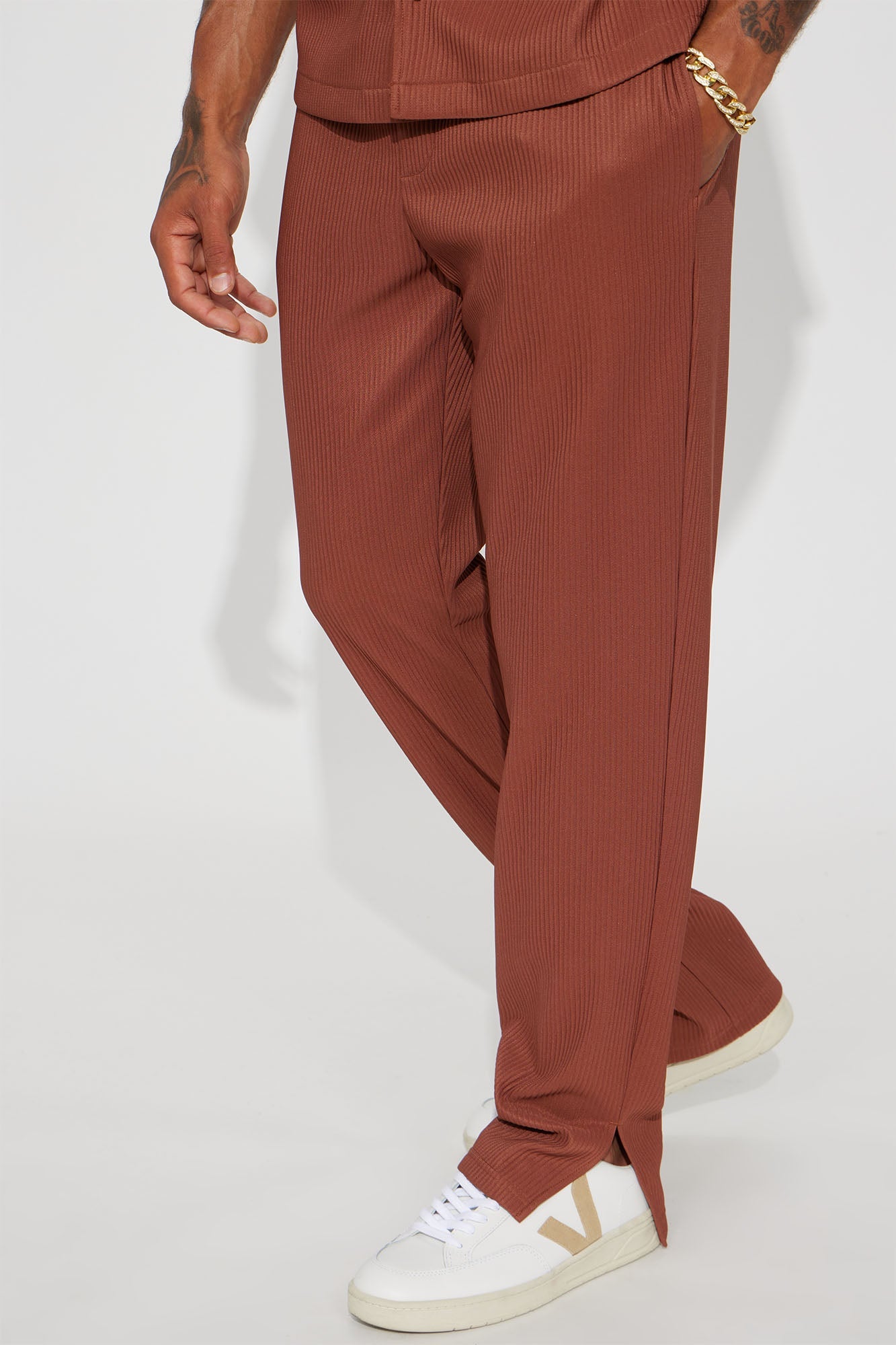 Show Up Slim Slit Pants - Chocolate