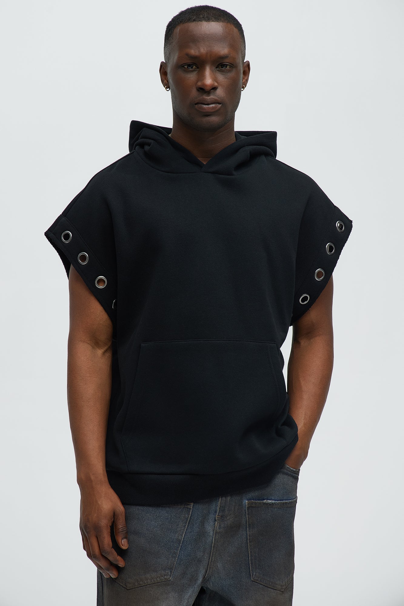 Tyson Ring Sleeveless Hoodie - Black