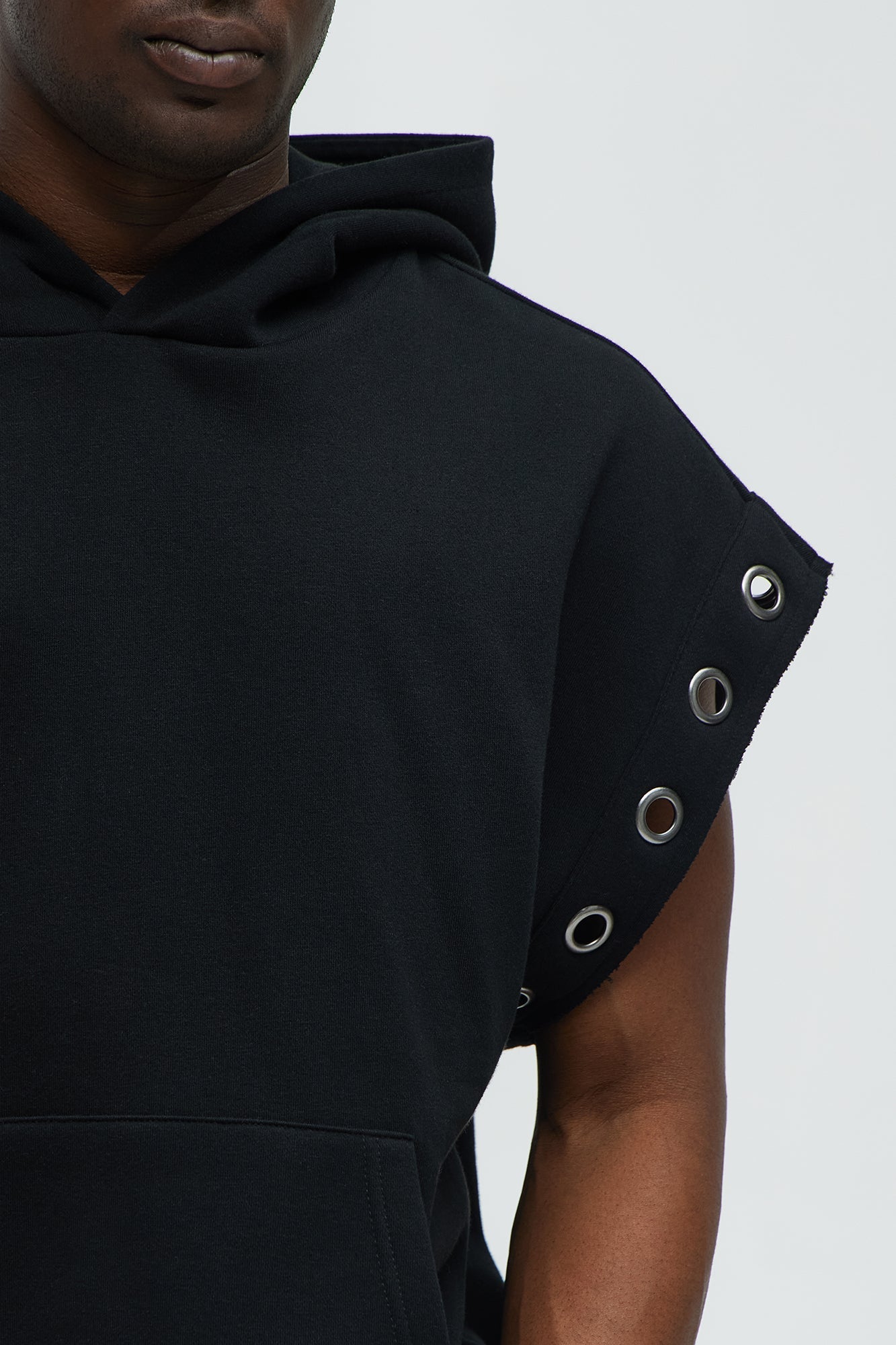 Tyson Ring Sleeveless Hoodie - Black