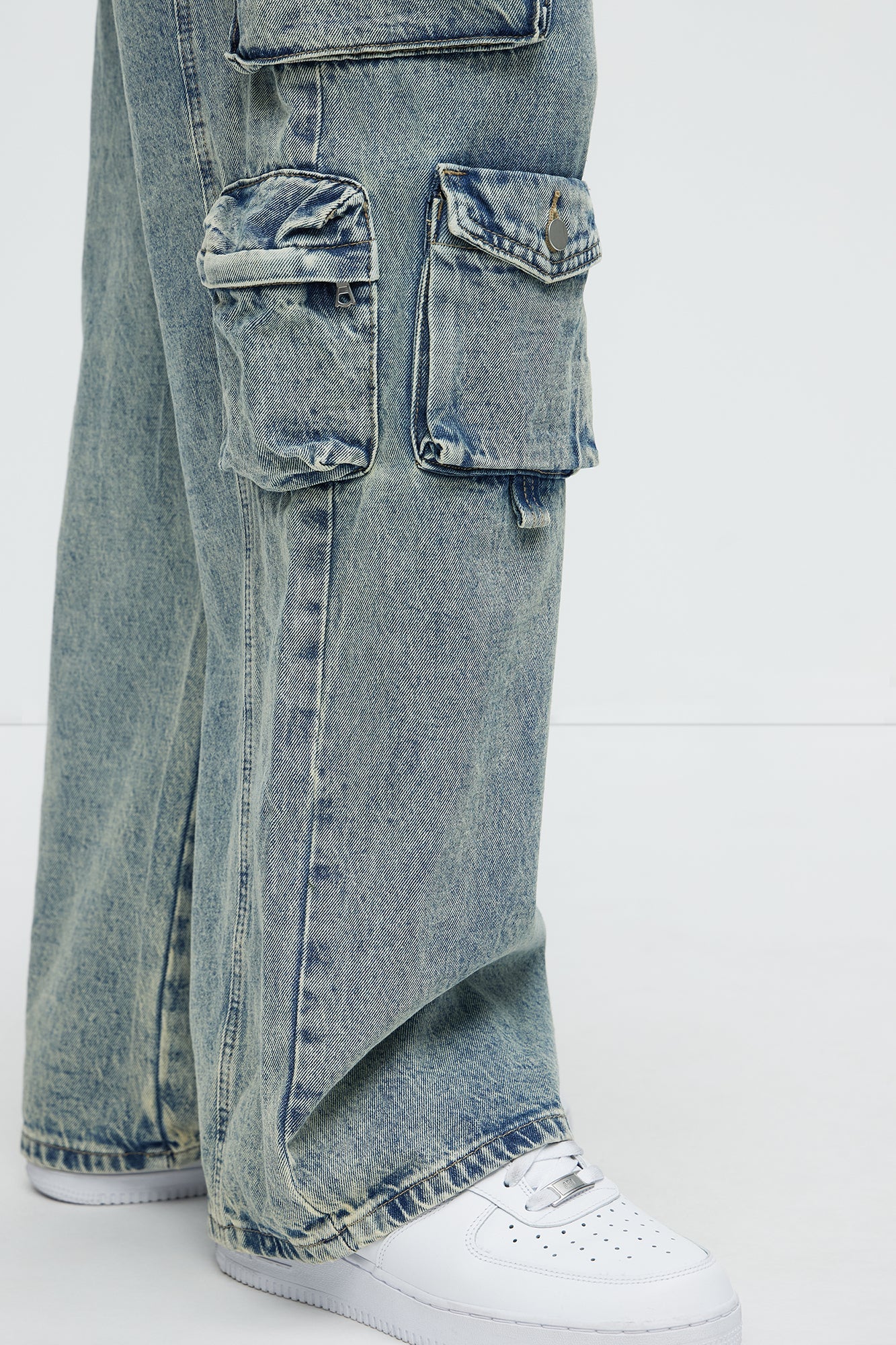 Wish So Many Baggy Cargo Jeans - Medium Blue Wash