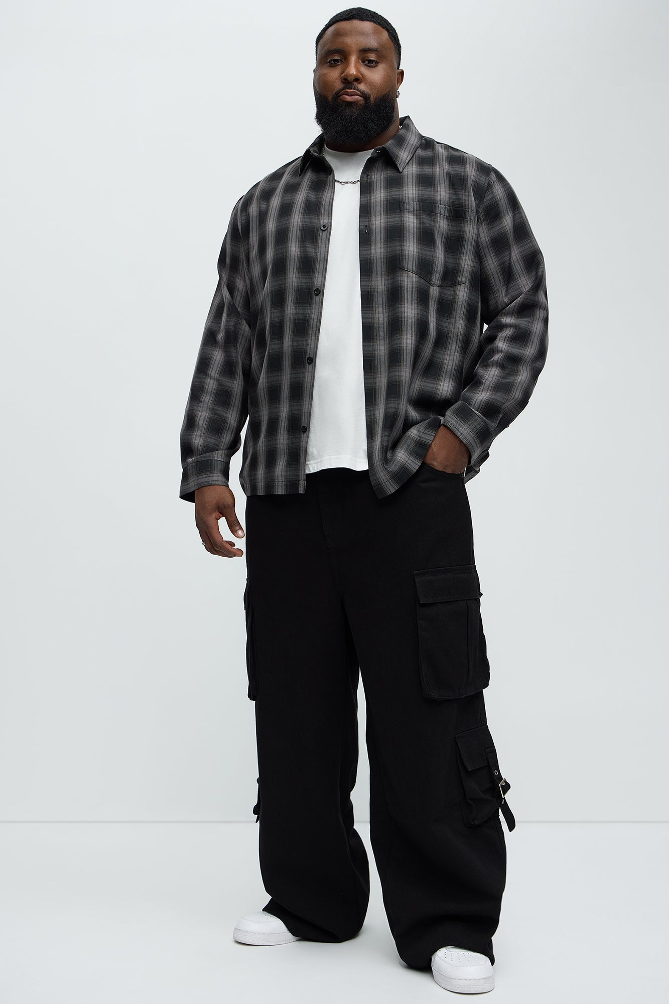 These Streets Cargo Buckle Straps Baggy Jeans - Black