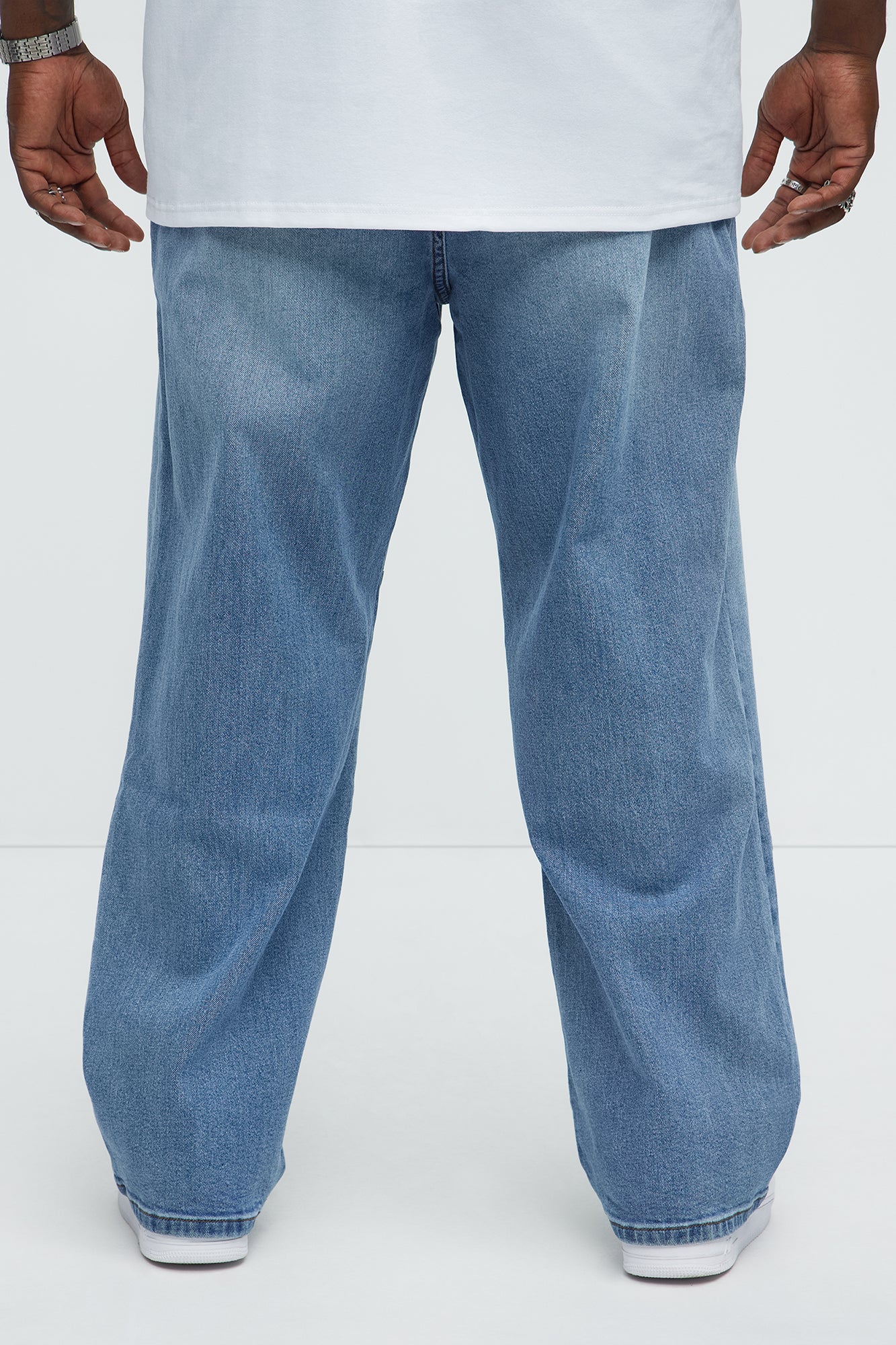 Kylan Classic Baggy Jeans - Medium Blue Wash