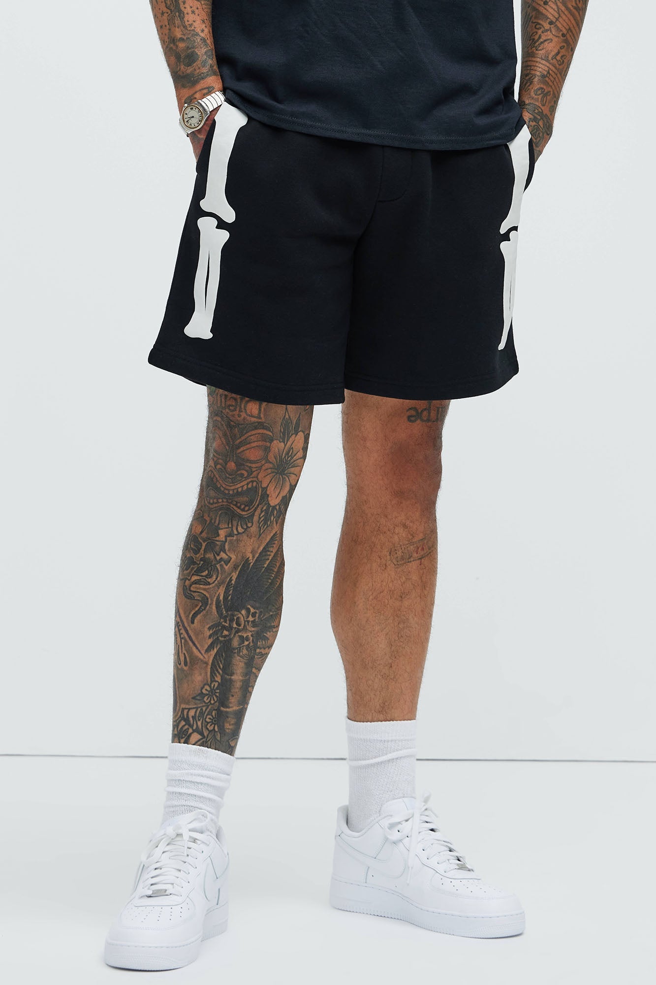 Tyson Bones Relaxed Shorts - Black