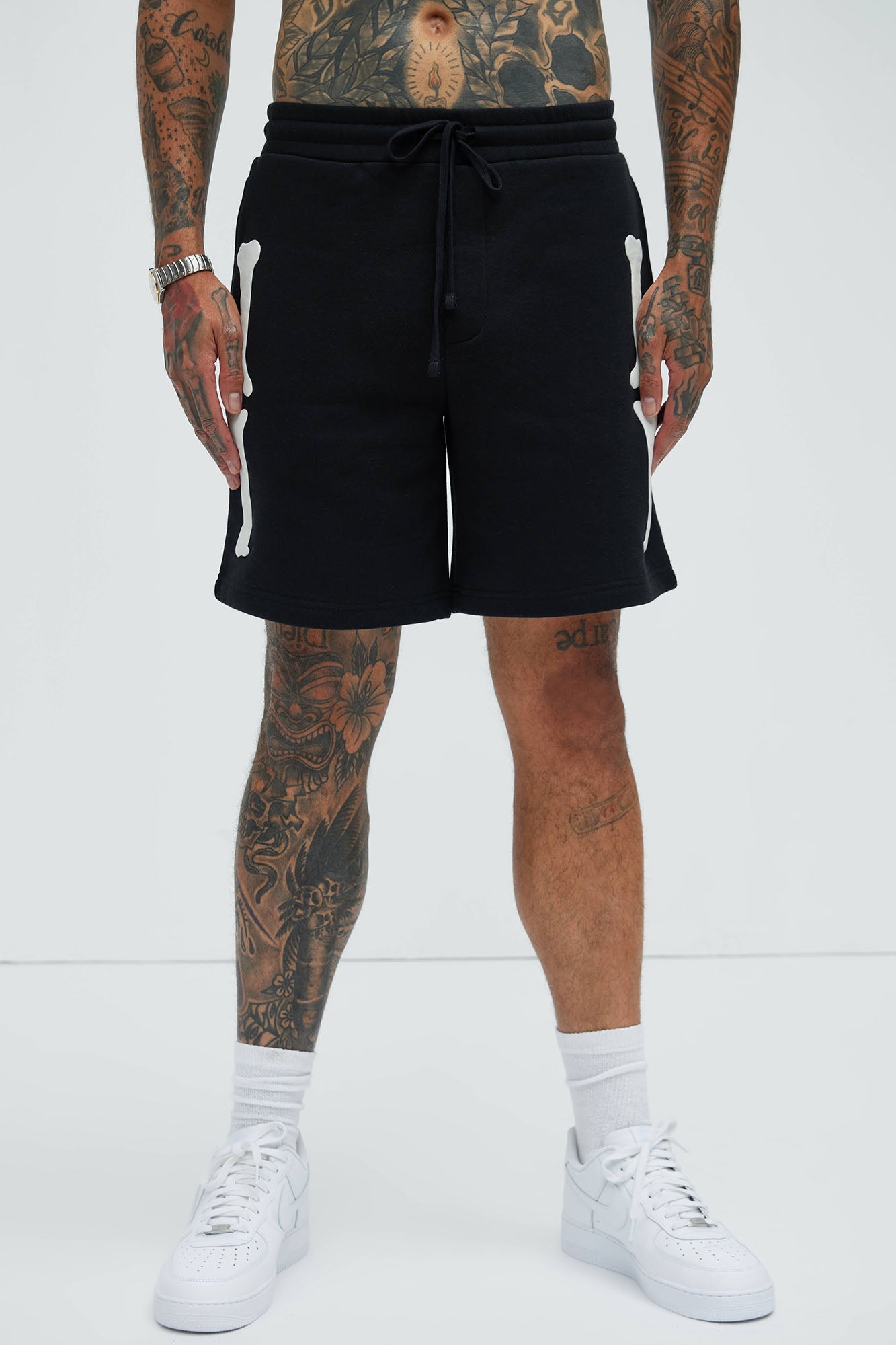 Tyson Bones Relaxed Shorts - Black