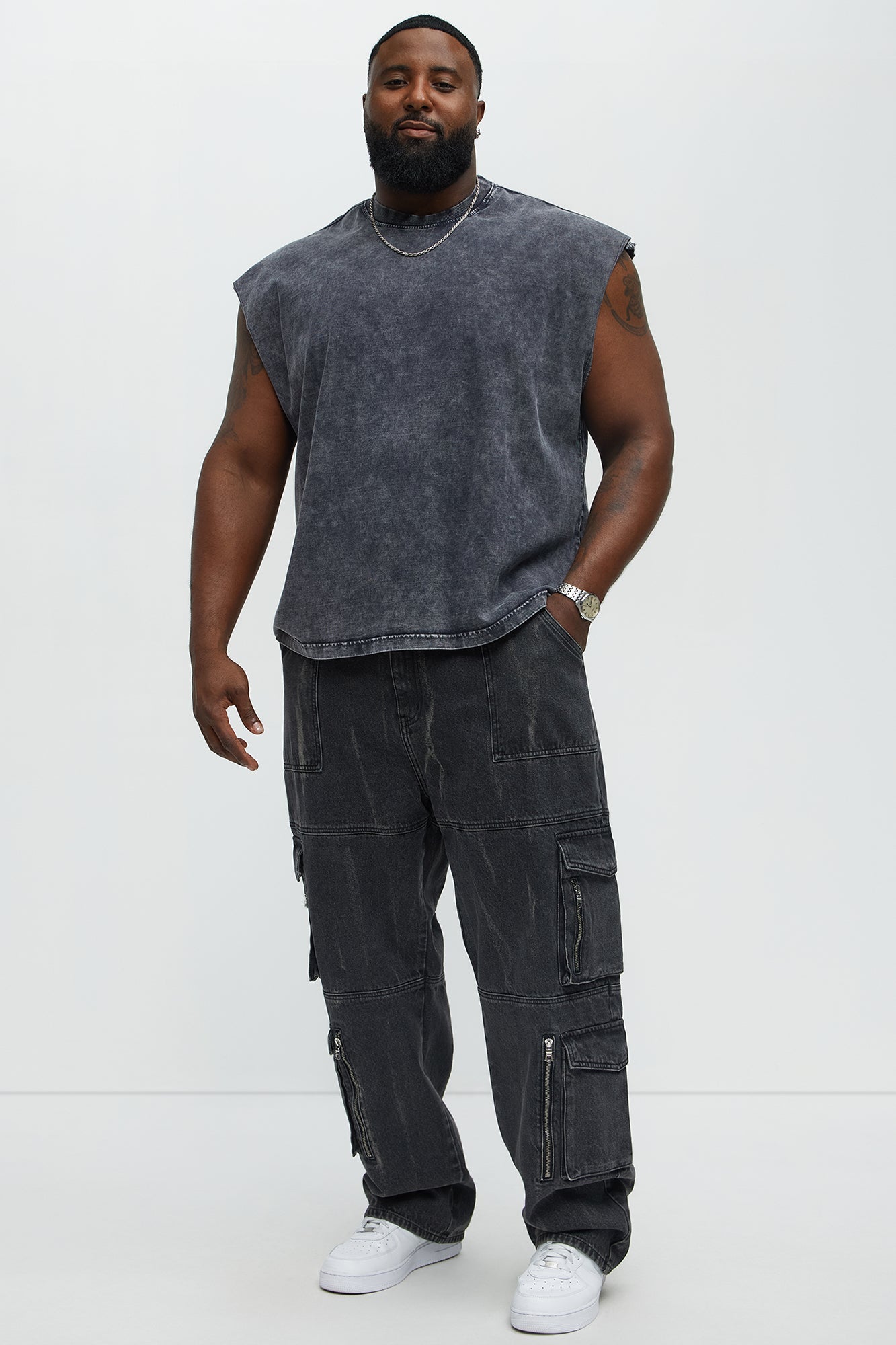 Rapid Action Cargo Relaxed Tapered Jeans  - Black