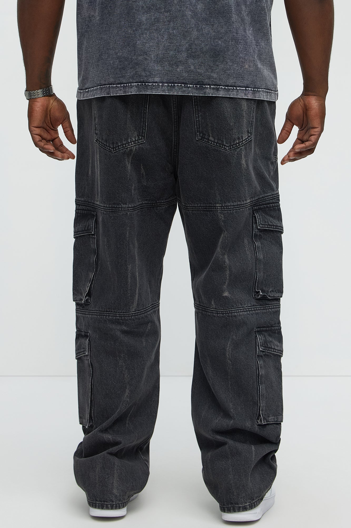 Rapid Action Cargo Relaxed Tapered Jeans  - Black