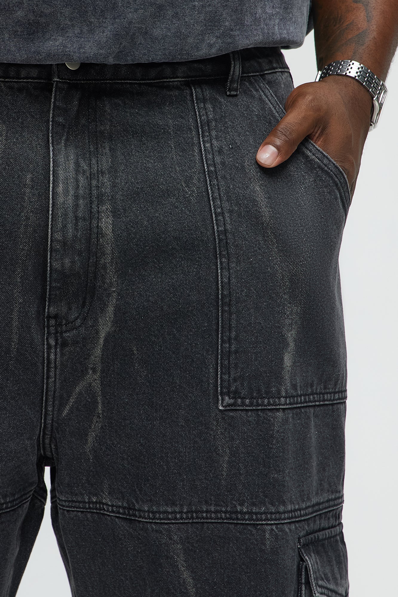 Rapid Action Cargo Relaxed Tapered Jeans  - Black