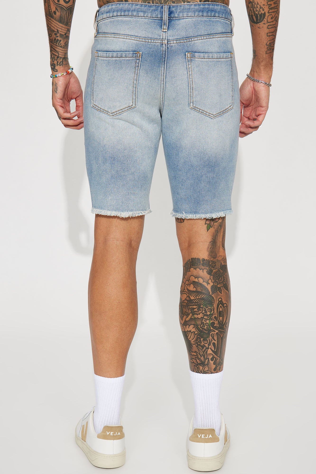 Back To It Distressed Raw Hem Slim Denim Shorts - Light Wash