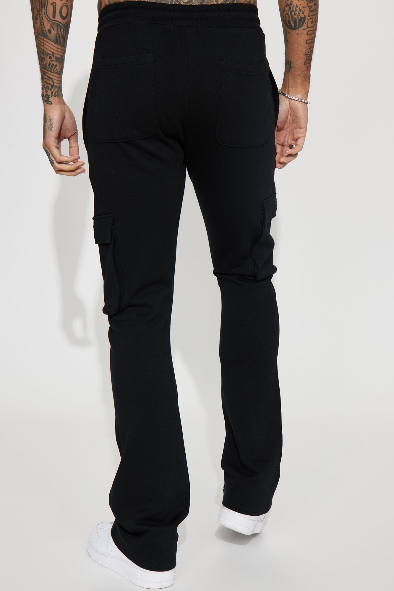 Tyson Cargo Skinny Flared Sweatpant - Black