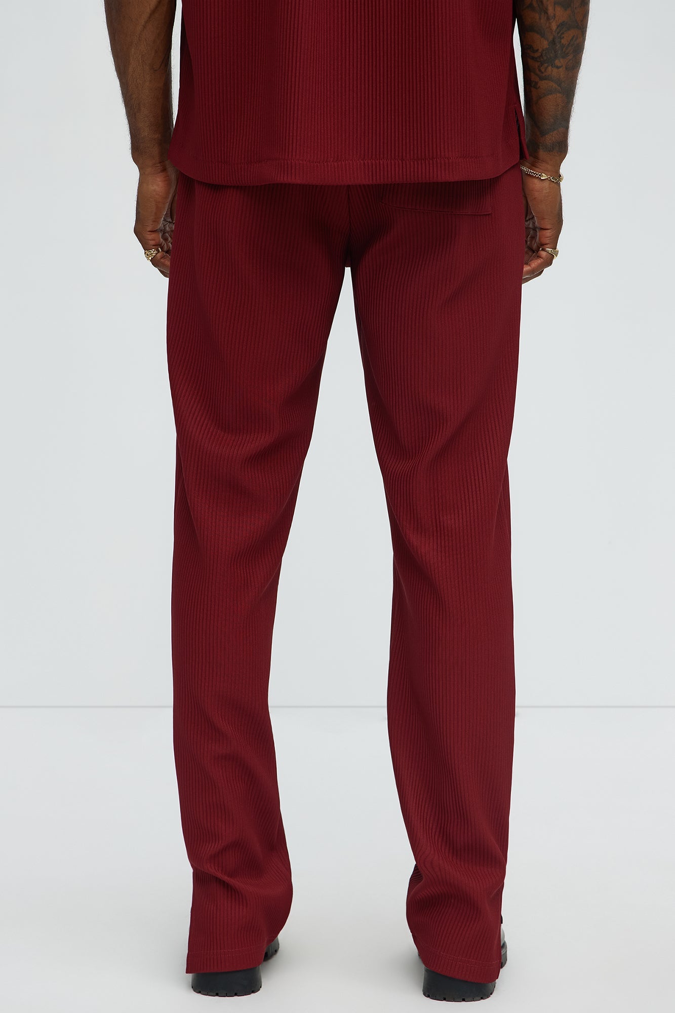 Show Up Slim Slit Pants - Burgundy