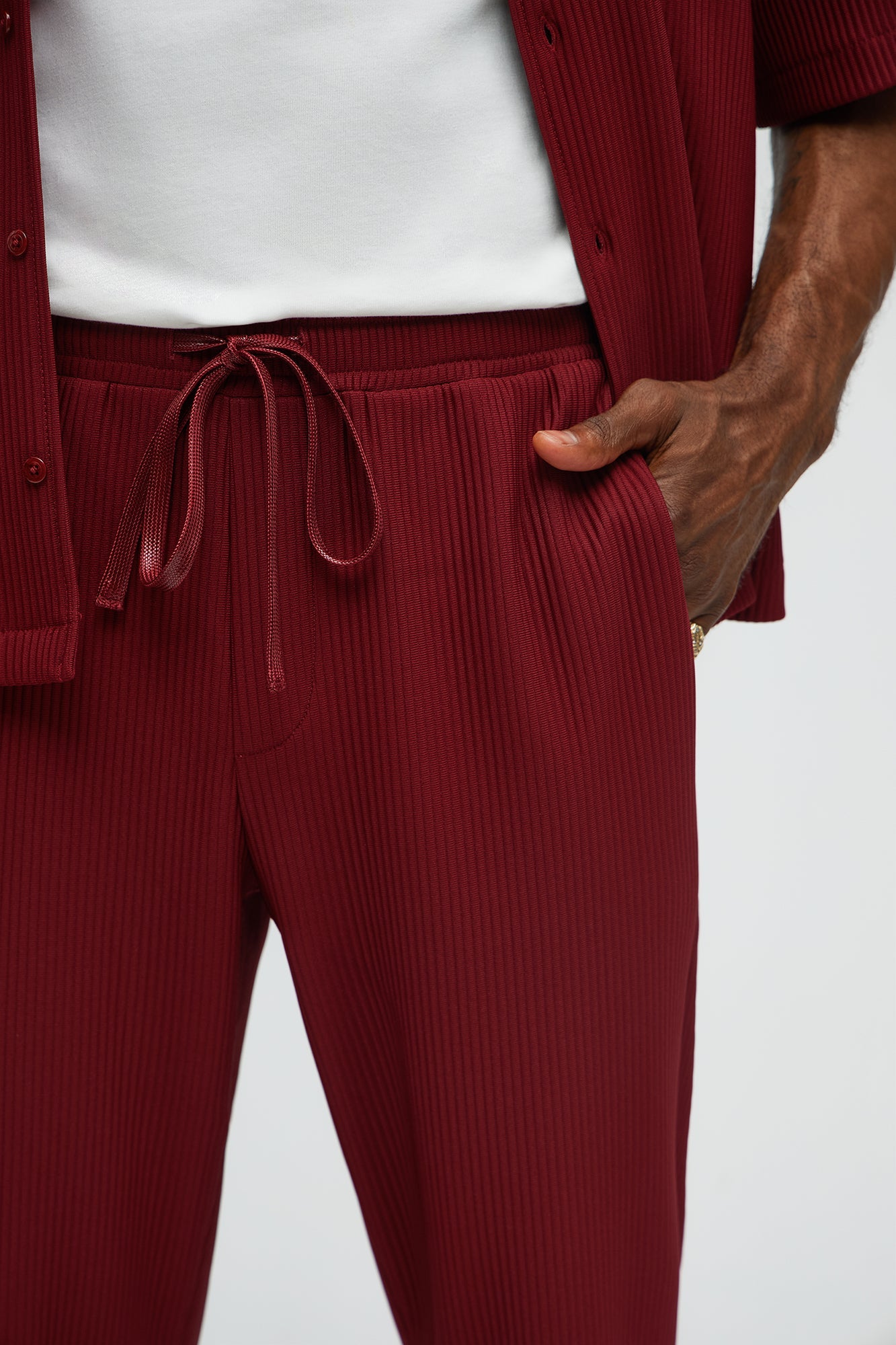 Show Up Slim Slit Pants - Burgundy
