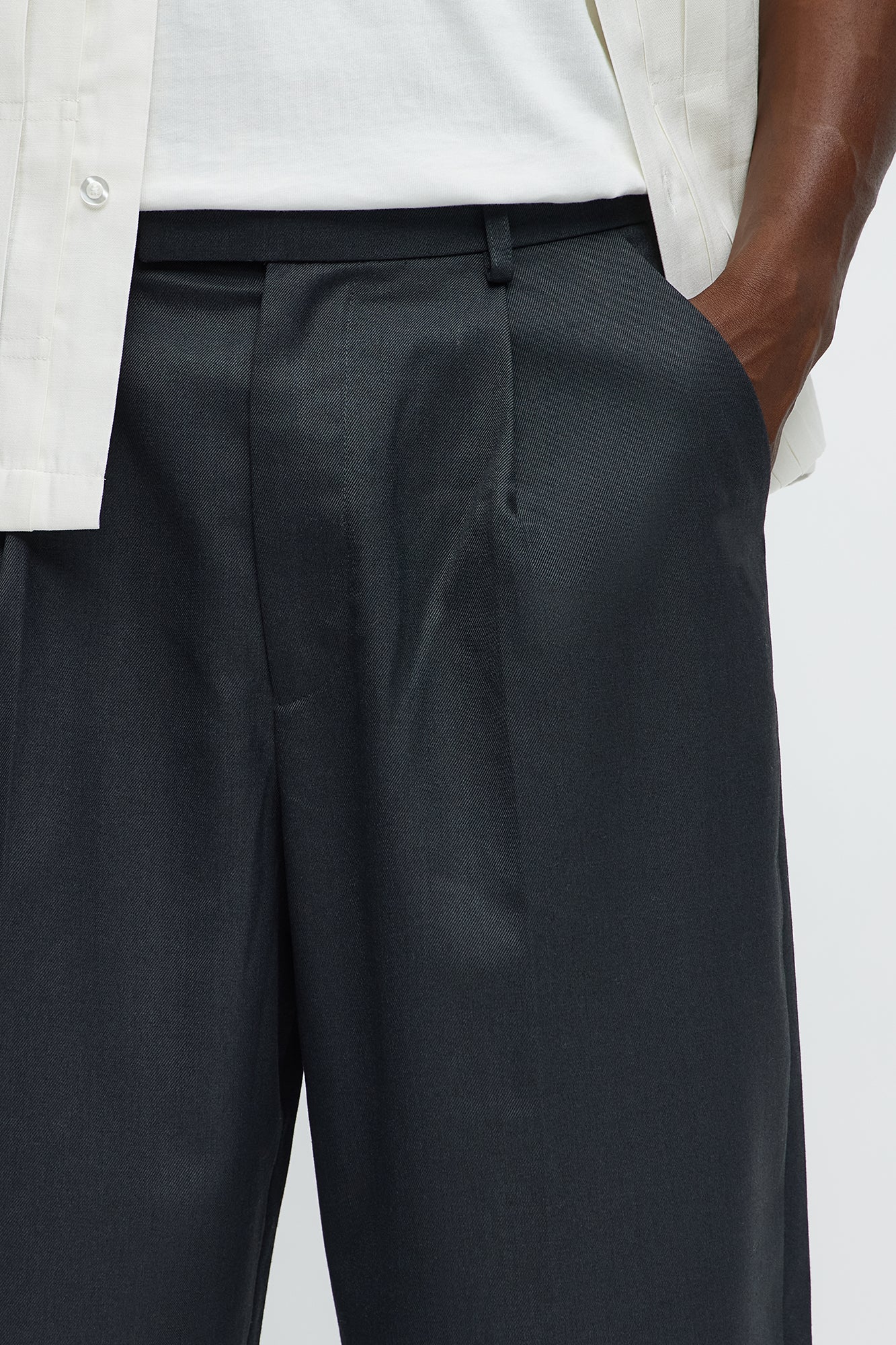 Baggy Pleated Trouser Shorts - Grey