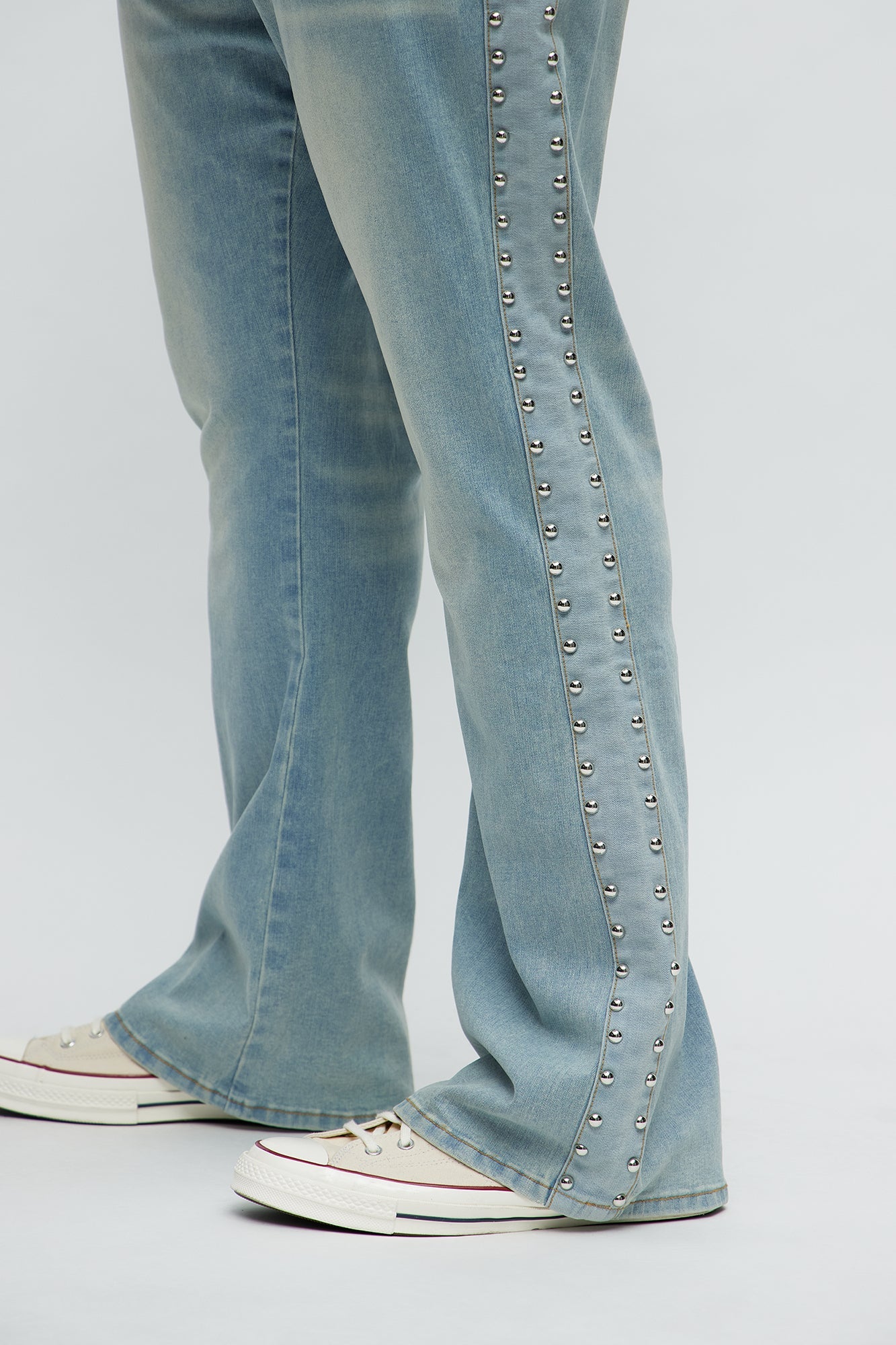 Stacked Slim Flare Stud On The Side Jeans - Light Wash