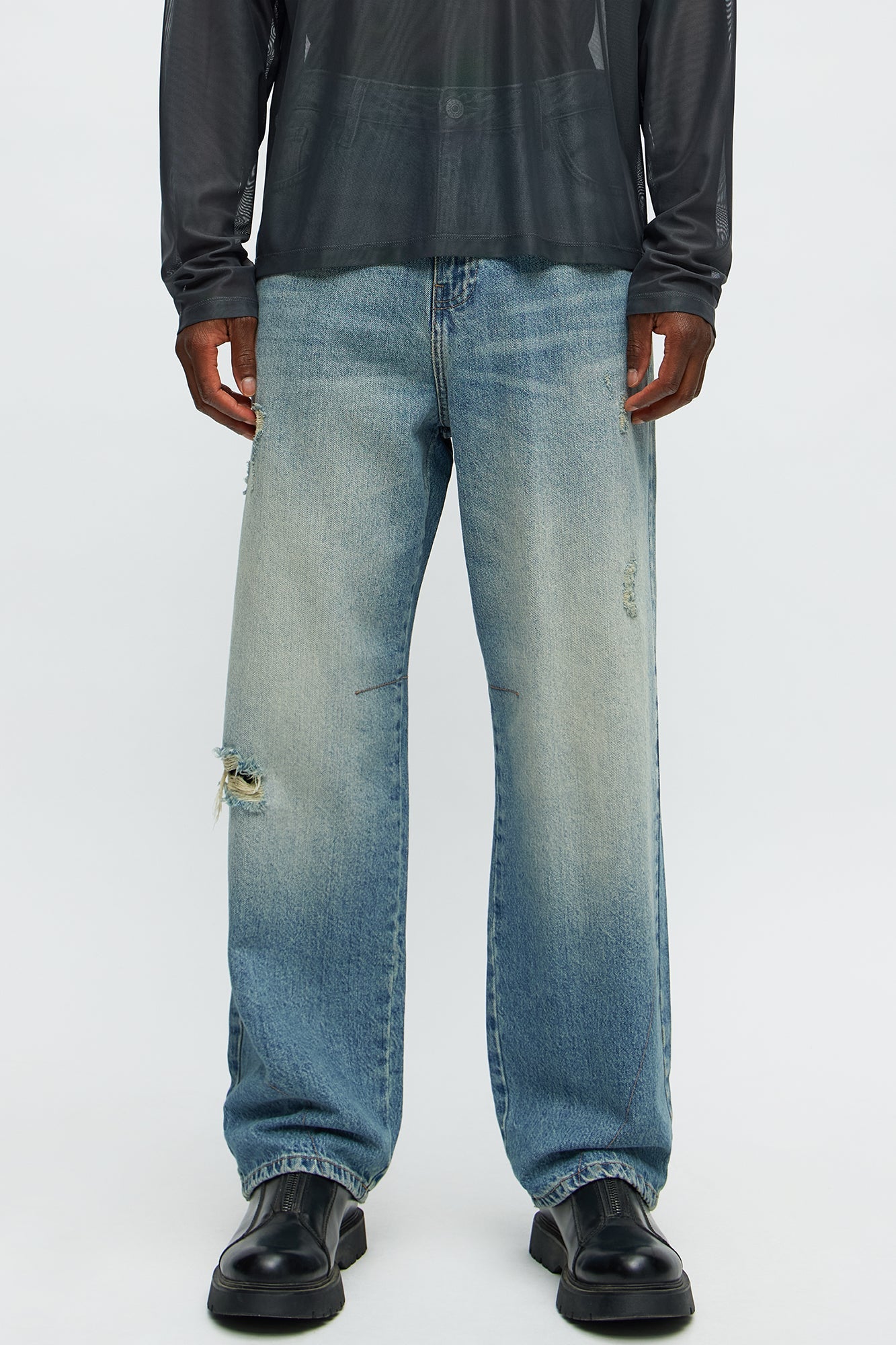 In The Bay Baggy Jeans - Medium Blue Wash