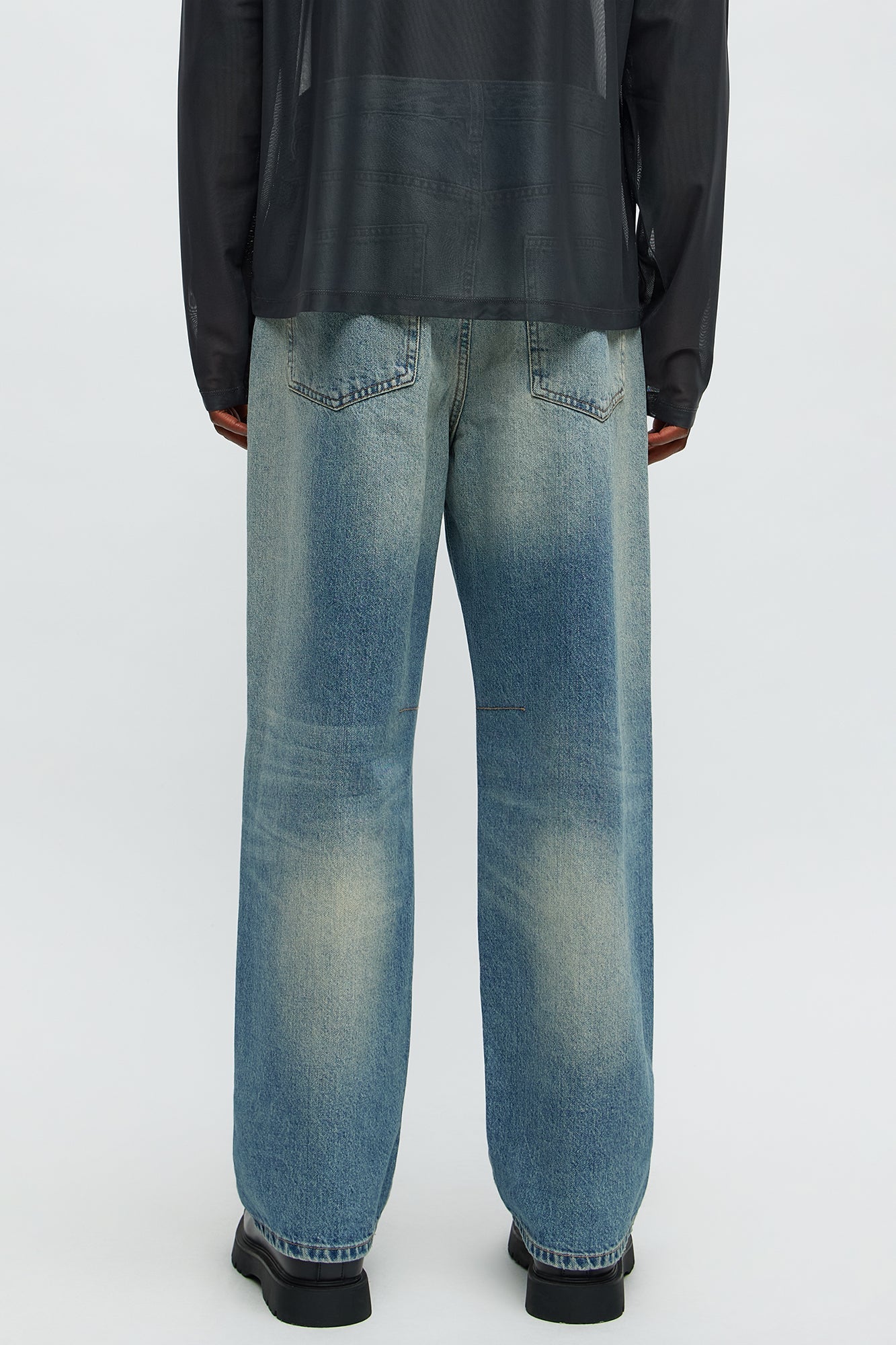 In The Bay Baggy Jeans - Medium Blue Wash