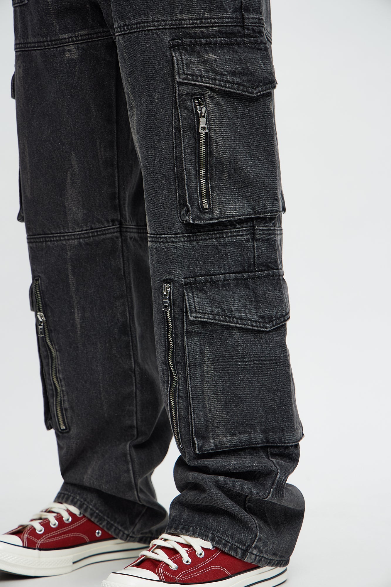 Rapid Action Cargo Relaxed Tapered Jeans  - Black