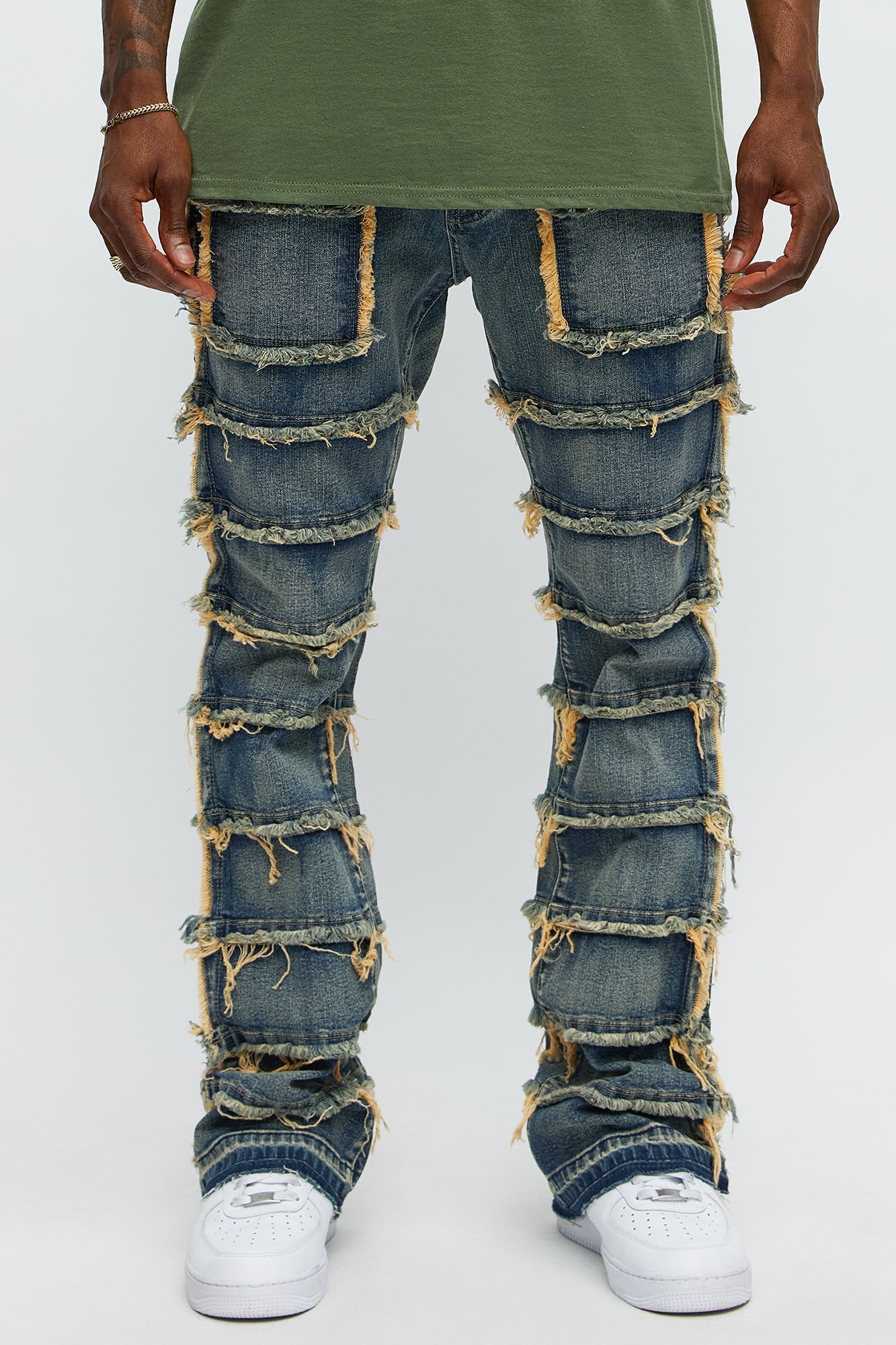 Square Pockets Fray Stacked Skinny Flare Jeans - Dark Wash