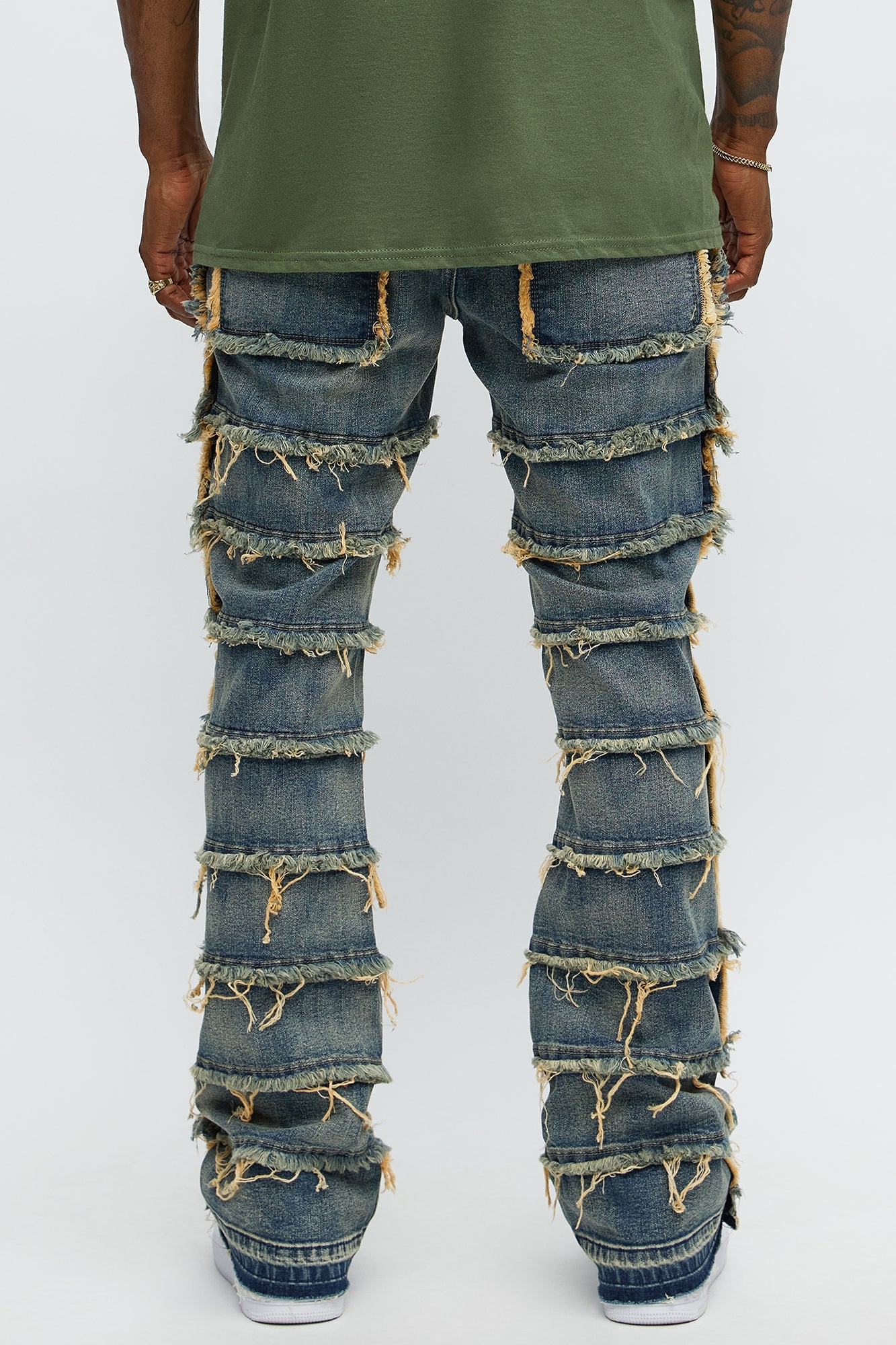 Square Pockets Fray Stacked Skinny Flare Jeans - Dark Wash